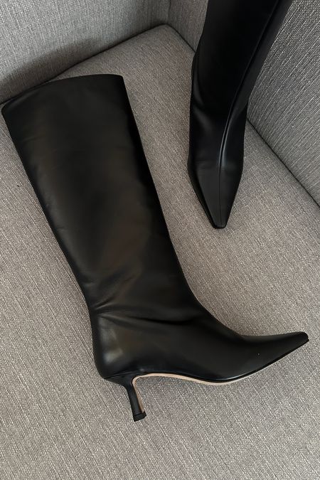 I found these Anthropologie boots at TJ Maxx 💛
True to size 
Geniune leather. So soft. Kitten heel about 3”


Fall fashion fall outfits fall outfit fashion over 40 fashion over 50 minimalistic style mom fashion work wear fall black tall boots
Holiday outfit thanksgiving outfit black boots

#LTKfindsunder100 #LTKHolidaySale #LTKsalealert