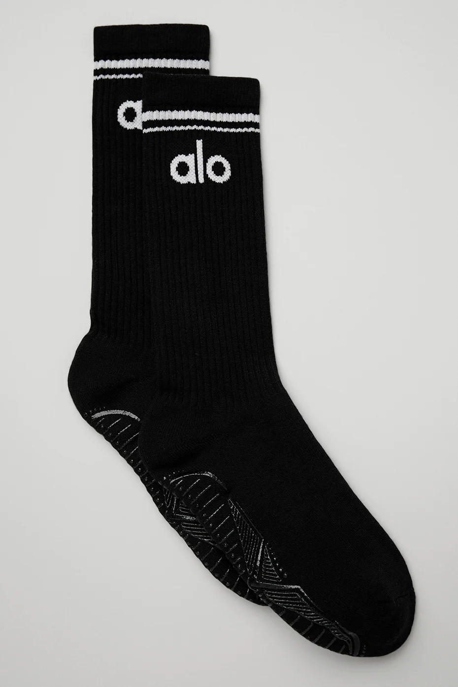 ALO | Women's Throwback Barre Socks in Black/White, Size: S/M (5-7.5) | Alo Yoga (US)