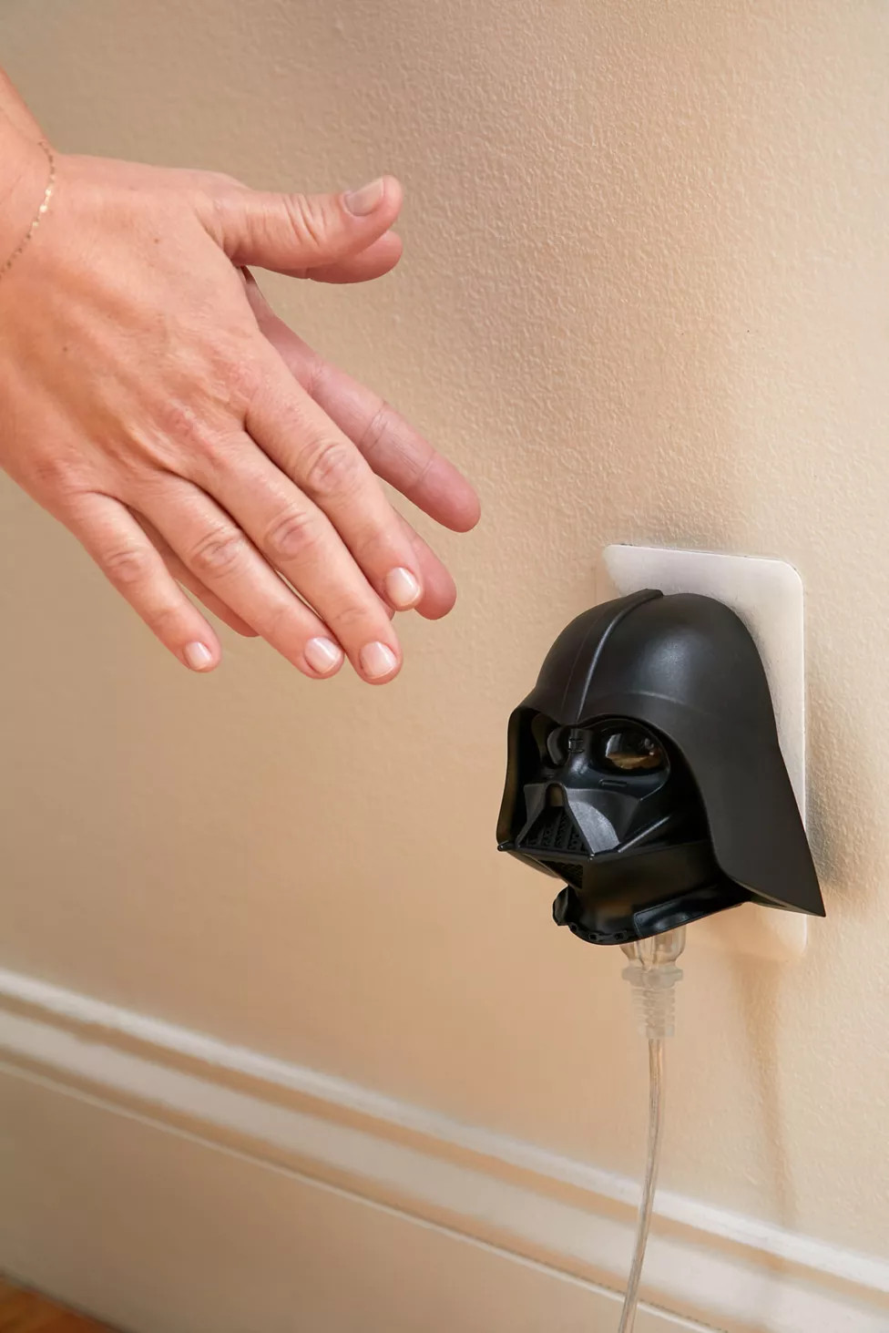 Star Wars Darth Vader Clapper Nightlight | Urban Outfitters (US and RoW)
