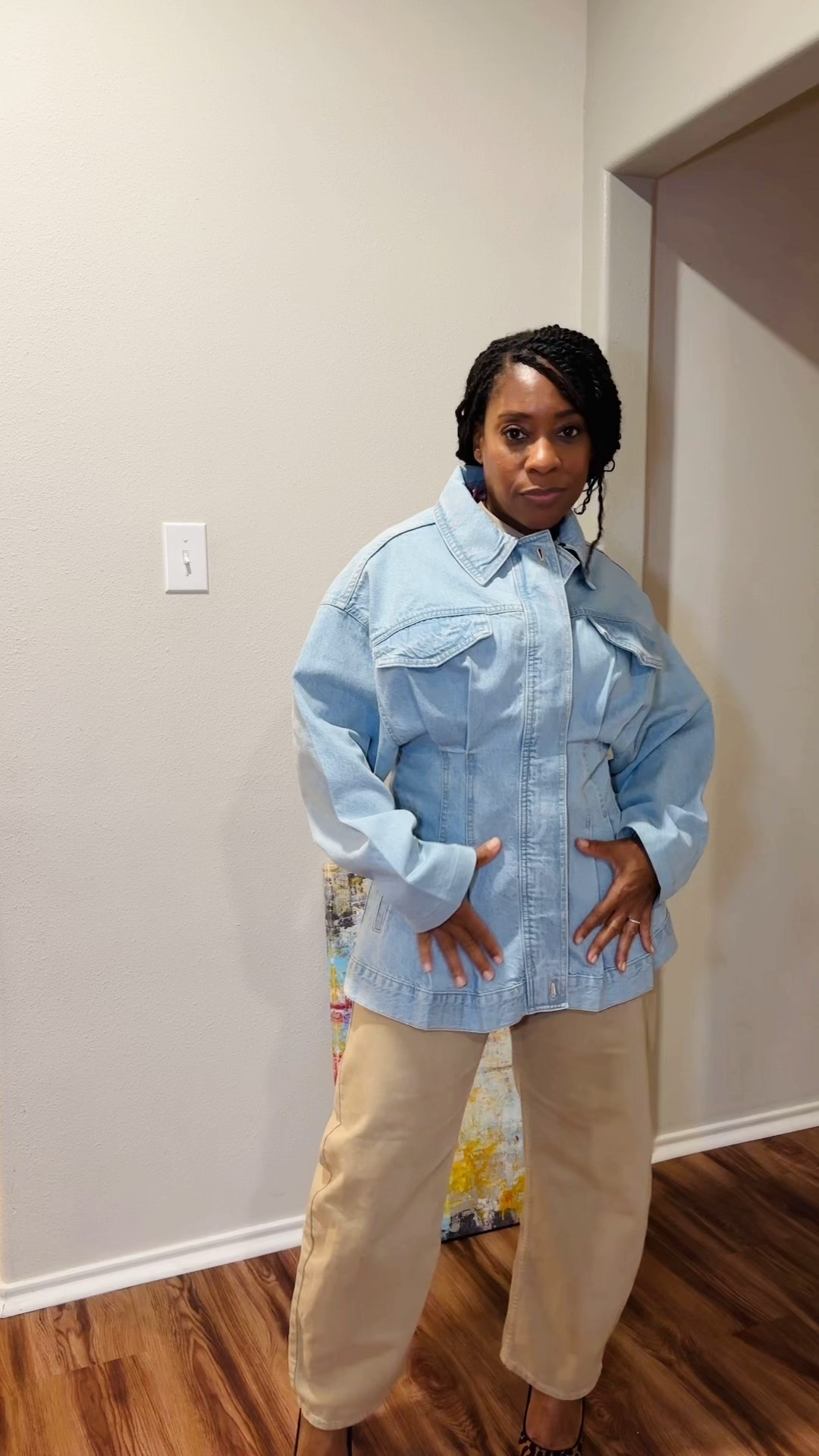 Statement denim jacket! I’m loving!! #fallfashion #denimjacket #outerwear 

#LTKFindsUnder100 #LTKStyleTip