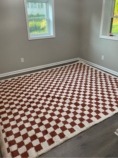 Checkered rug 

#LTKhome #LTKstyletip #LTKSeasonal