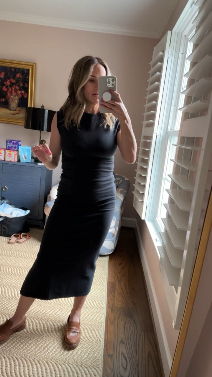 Wearing a size small this knit skirt and a M in the top for this Amazon set. It’s so stretchy, has a little bit of compression, and is easy to wash. It’s breastfeeding friendly too because it is two pieces. 

#LTKfindsunder100 #LTKSeasonal