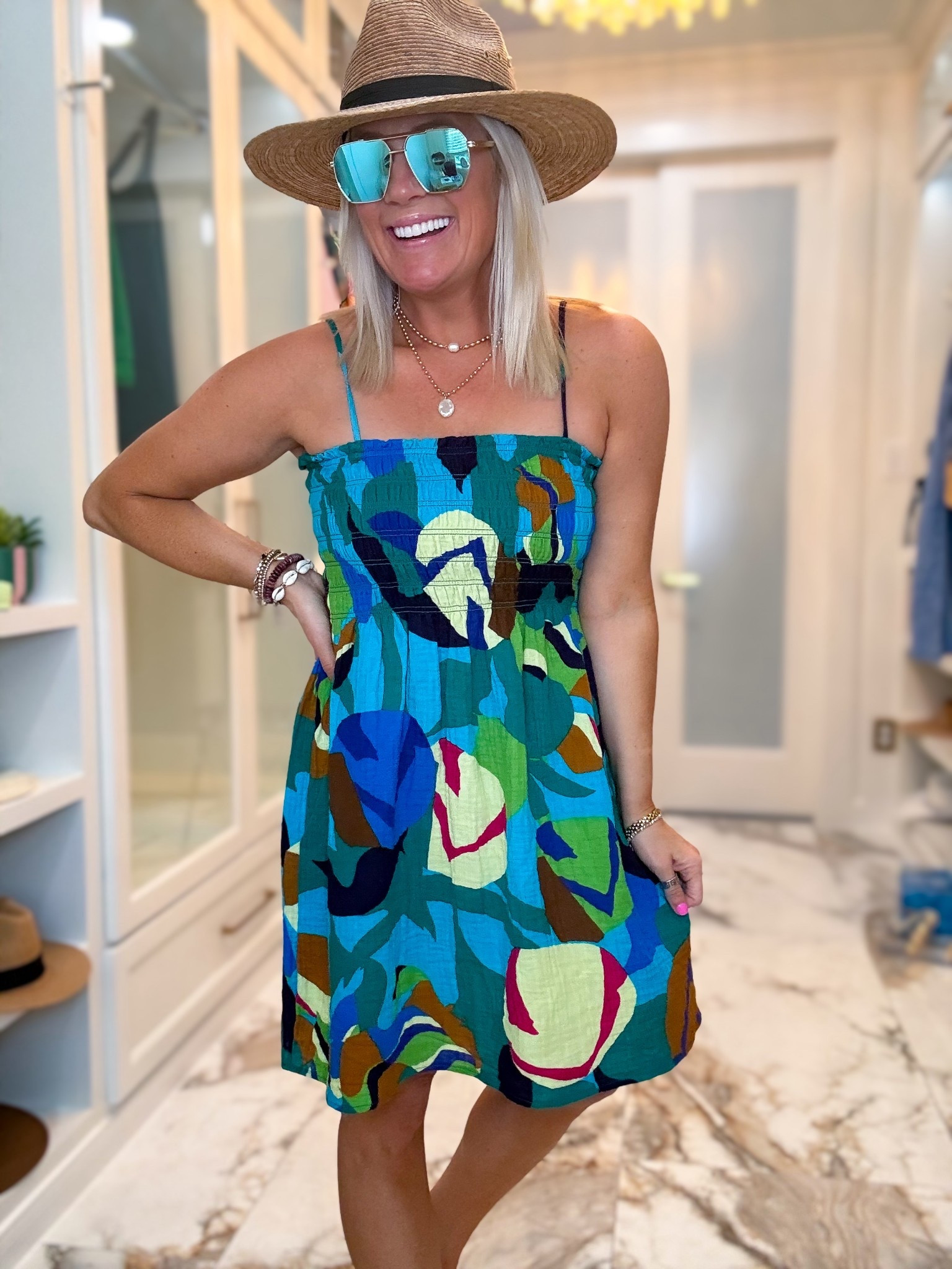 Love this dress that’s only $20! Size small 