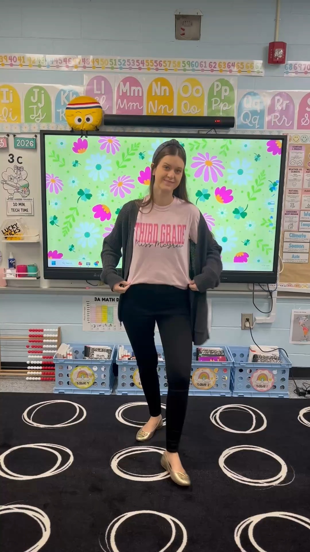 teacher t-shirts. grade level t-shirts. best jeans. skinny jeans. spring teacher outfit  

#LTKSeasonal #LTKgrwm #LTKootd