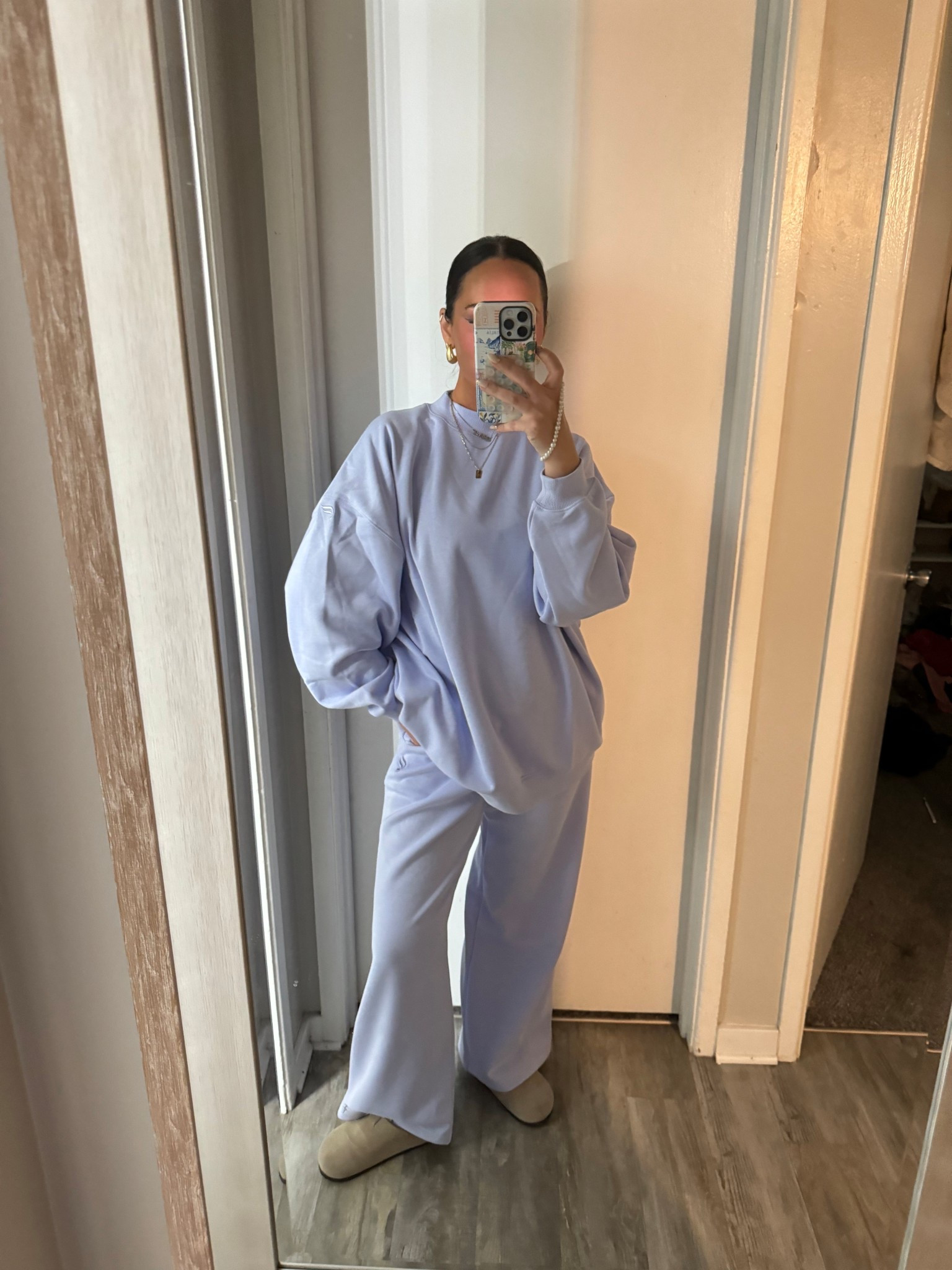 Wearing a small but could def do an XS in top bc it’s so oversized! I have the pants rolled up so could be tall girl friendly if unrolled. Im 5’4 125 lbs 

#LTKU #LTKActive #LTKSeasonal