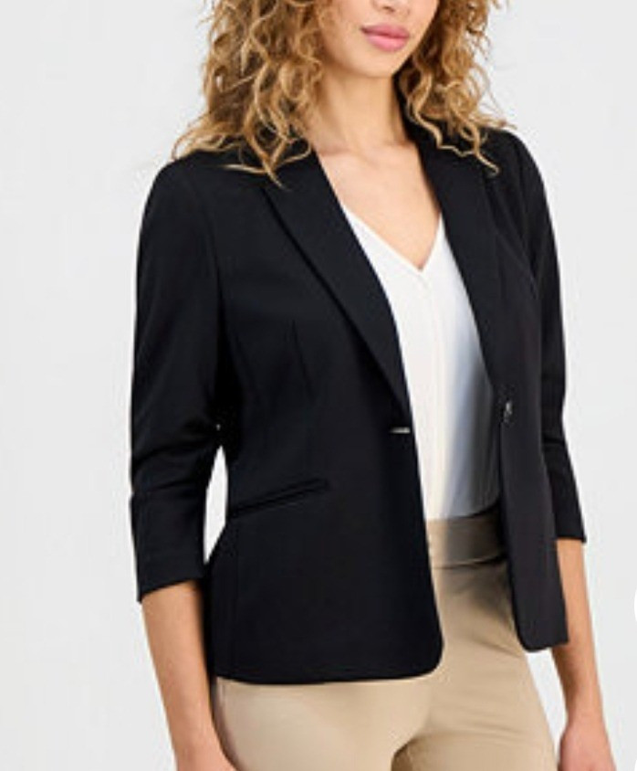 Petite ponté knit snitch blazk blazer for short women.

#LTKPetite #LTKMidsize
