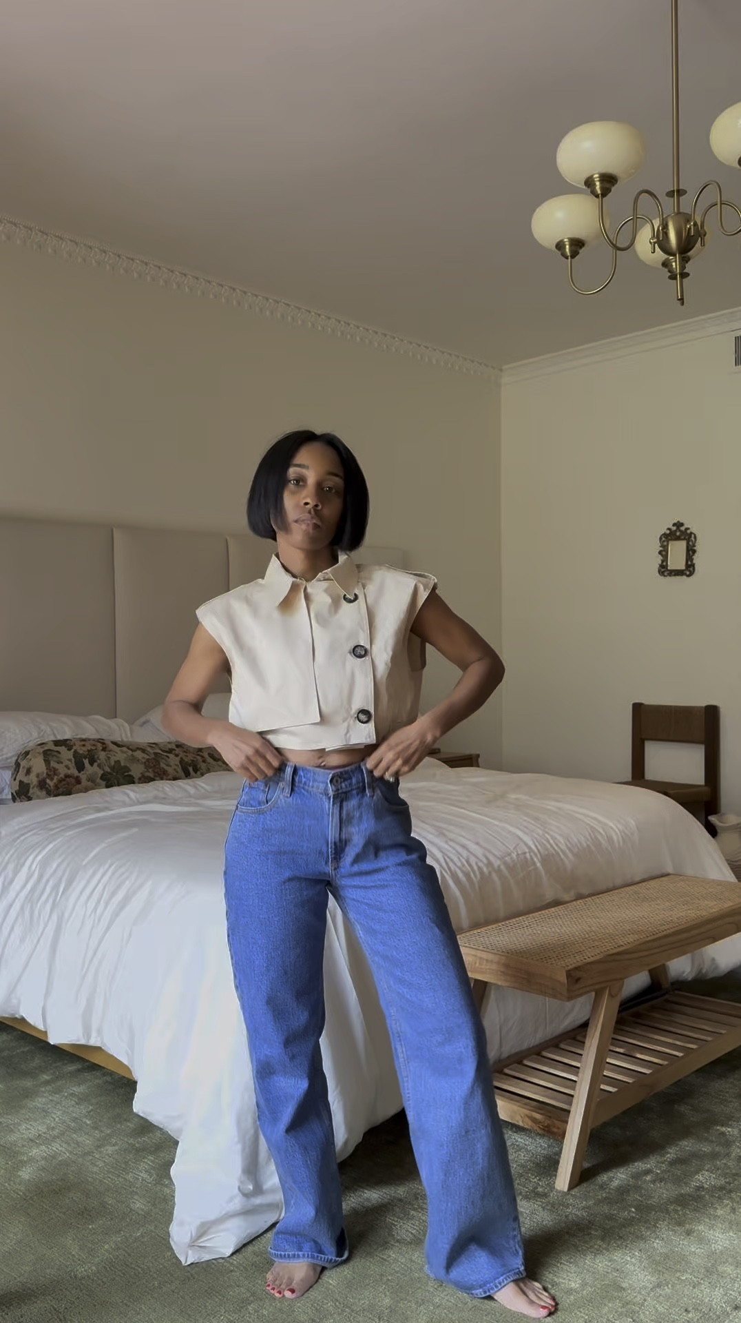 Trench crop jacket, and low rise baggy jeans 

#LTKStyleTip #LTKWatchNow