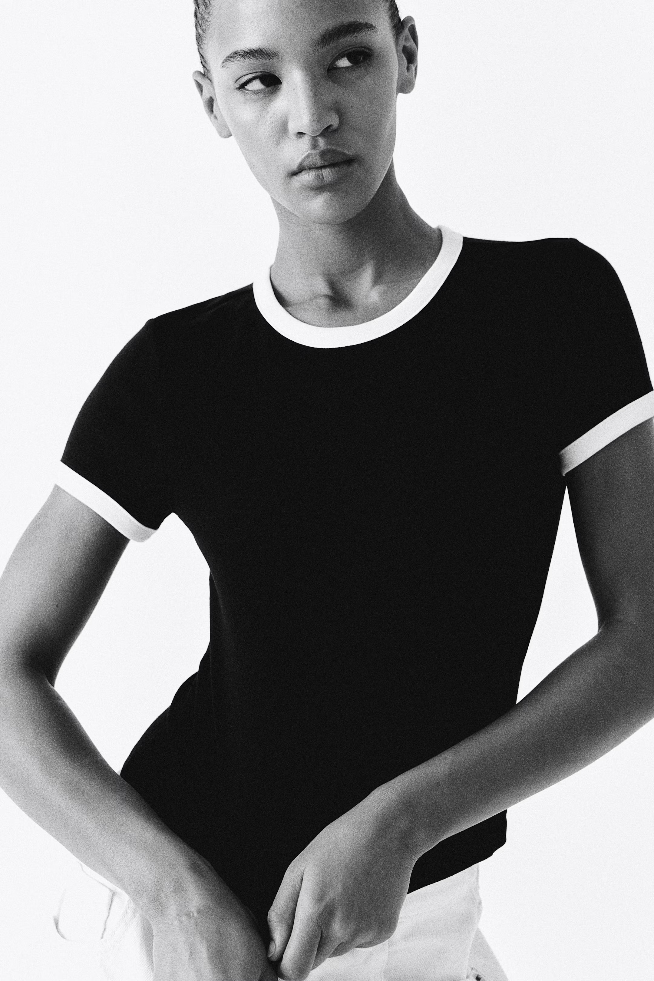 Fitted T-Shirt | H&M (US + CA)