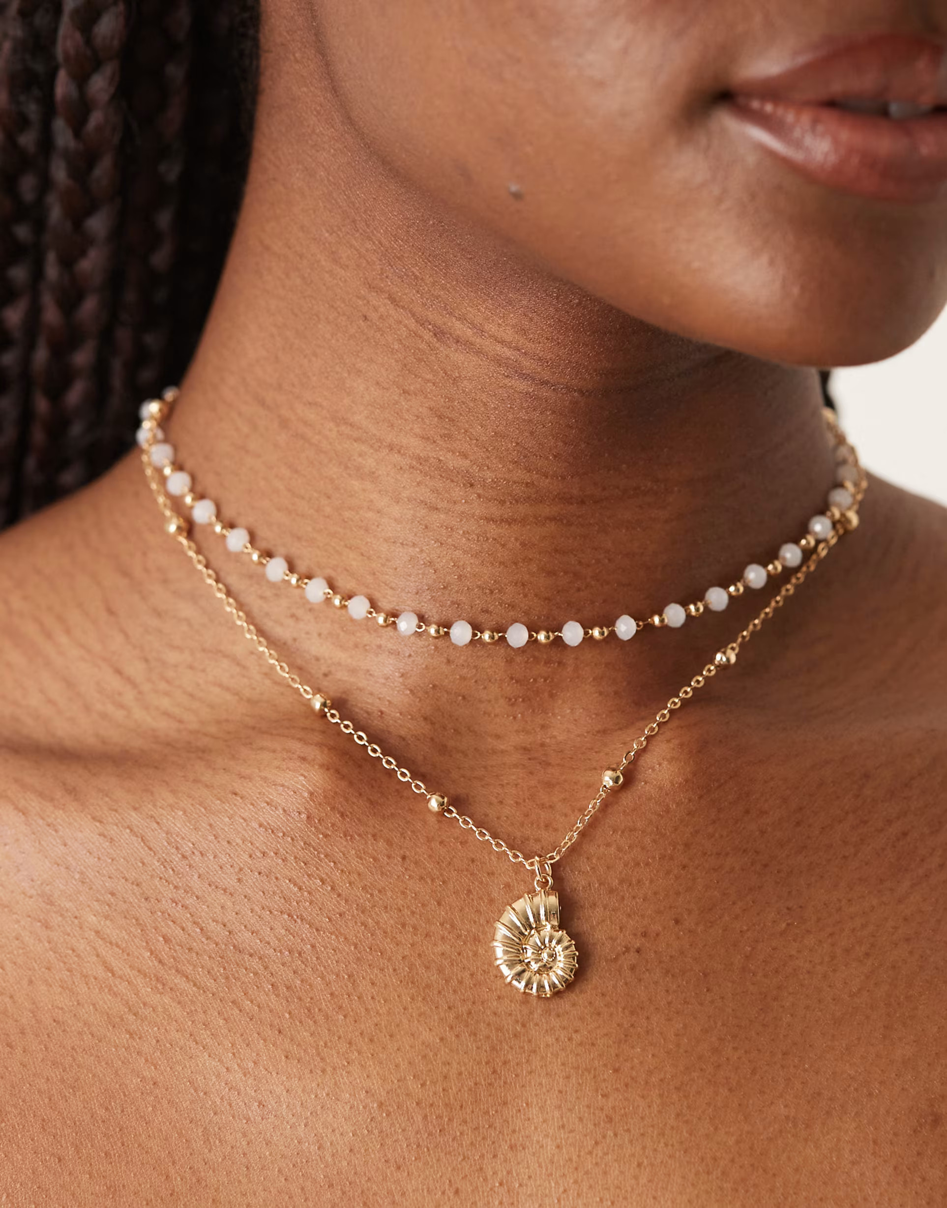 DesignB London multirow bead and chain necklace with shell pendant in gold | ASOS (Global)
