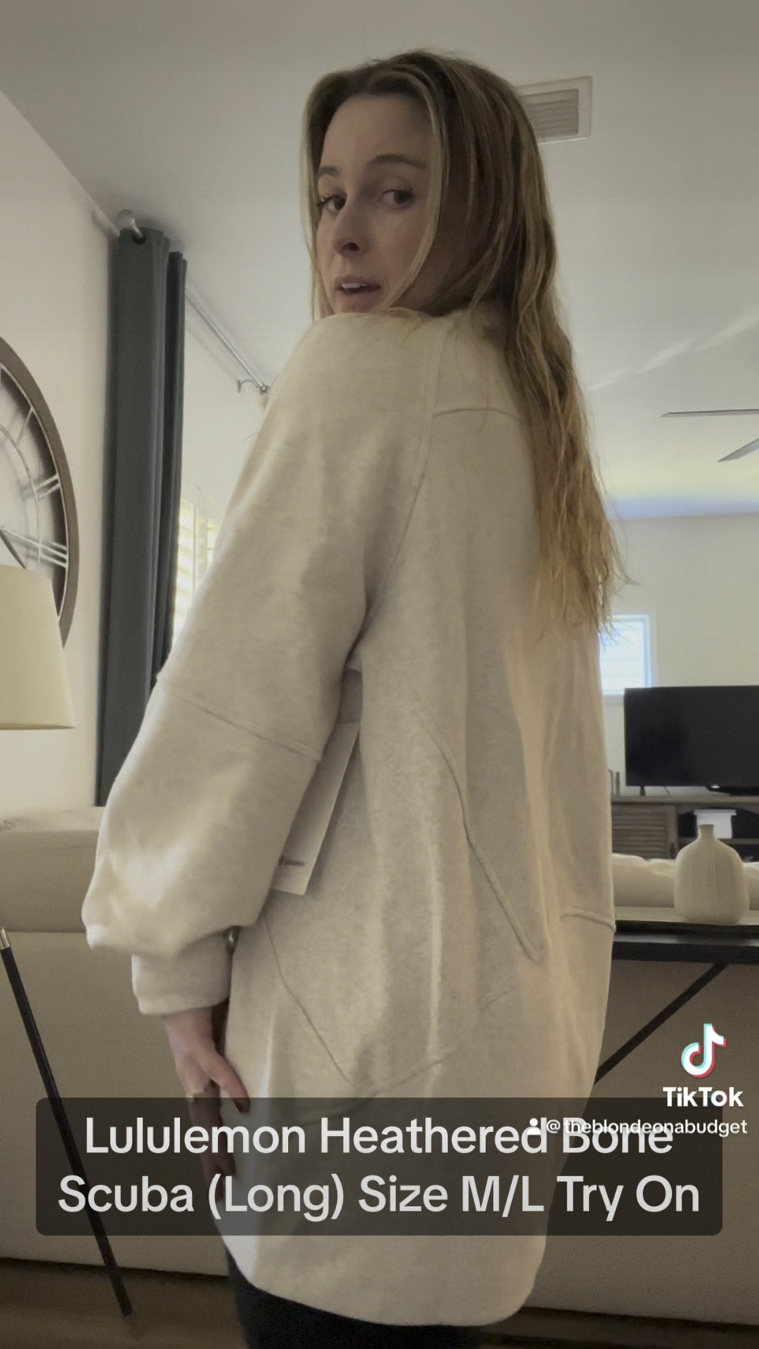 Lululemon Scuba Long Heathered Bone Size M/L try on! 

#LTKMostLoved #LTKVideo #LTKtravel