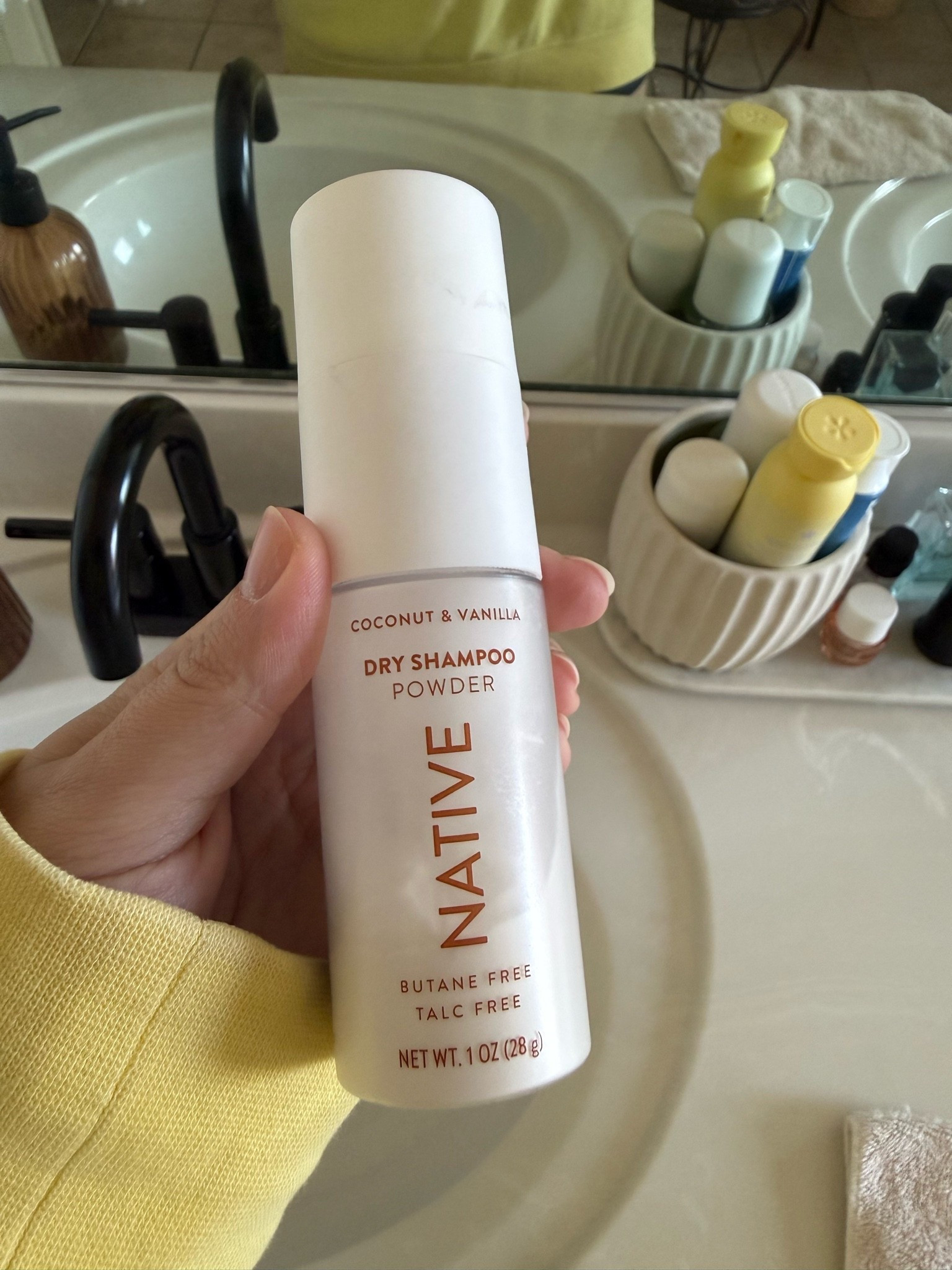 Get this!! BEST dry shampoo I have ever used!!!! My hair was so greasy and it made it look totally fresh again🙌🏼

#LTKmomlife #LTKdayinmylife #LTKBeauty