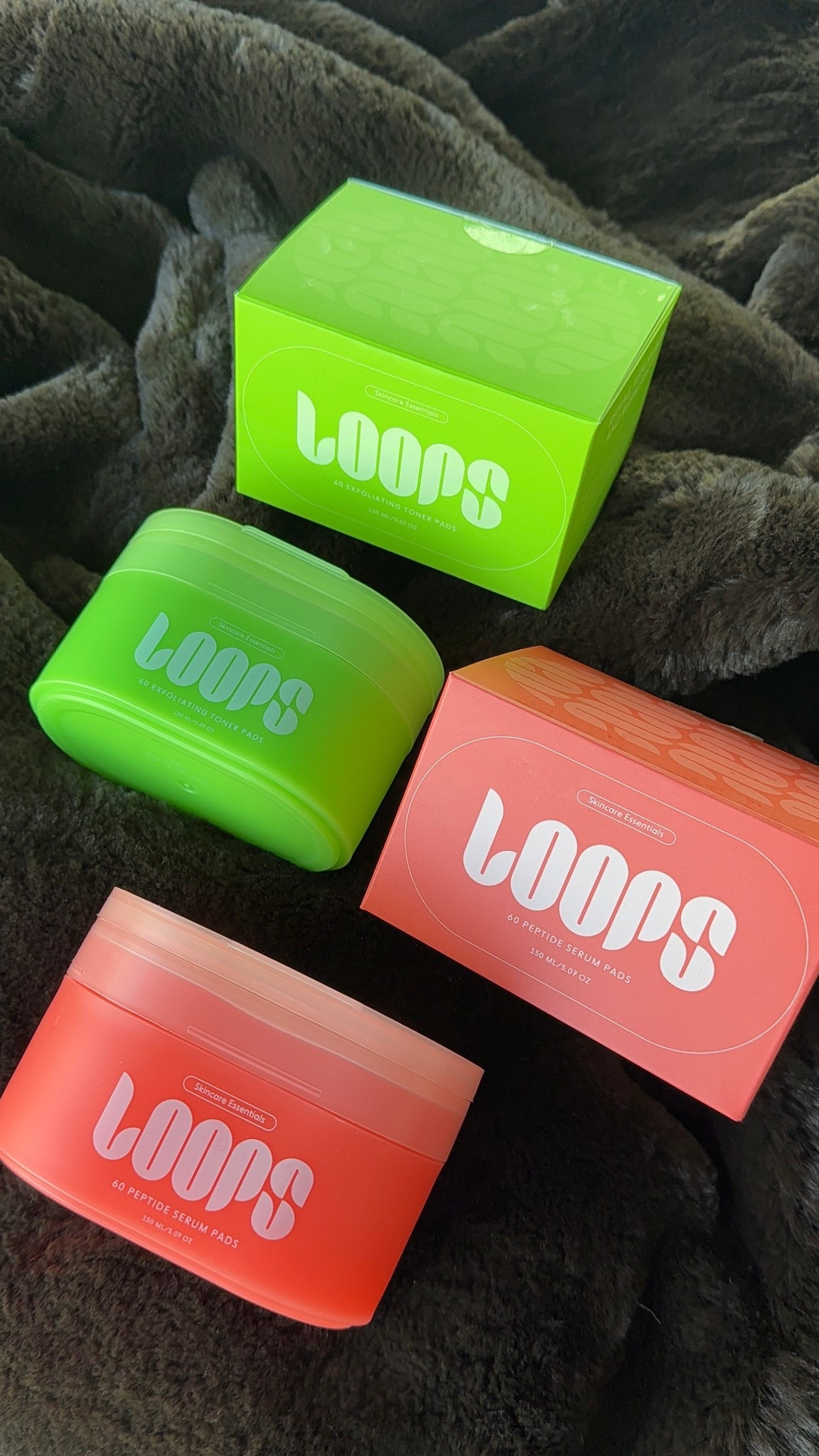 These have been so good for a quick Weekend / self care reset 🤍 

The exfoliating pads help smooth + refresh, and the peptide ones leave my skin feeling hydrated and glowy. I’ve especially been loving these for travel ✈️🧳 so easy to throw in your bag and keep your routine consistent on the go. #gifted

#LTKBeauty #LTKselfcare