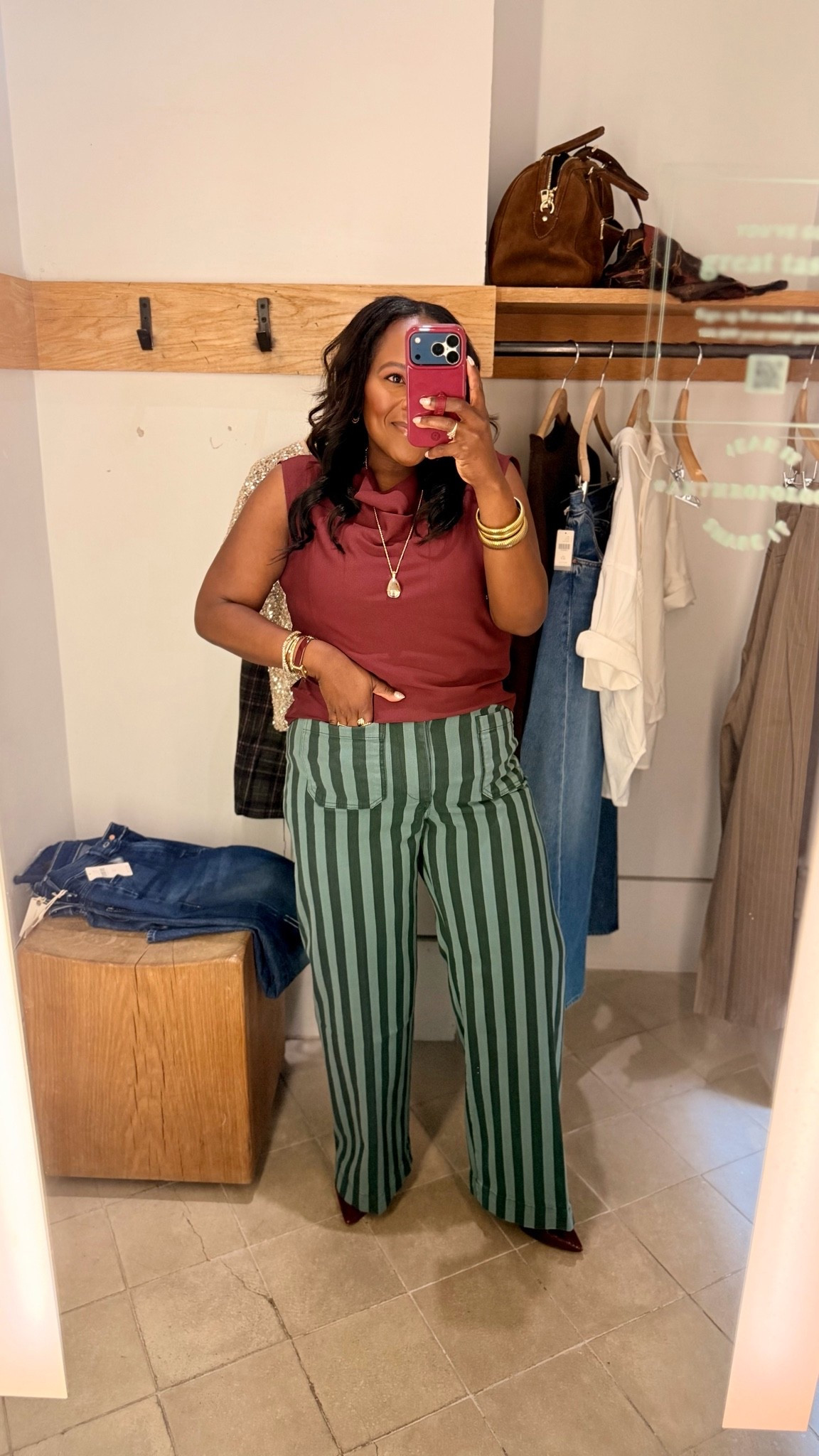 @Anthropologie having a limited time only sale at up to 30% select Fall apparel and accessories! 

These stripe Colette pants are so fun! I’m in the size 30.