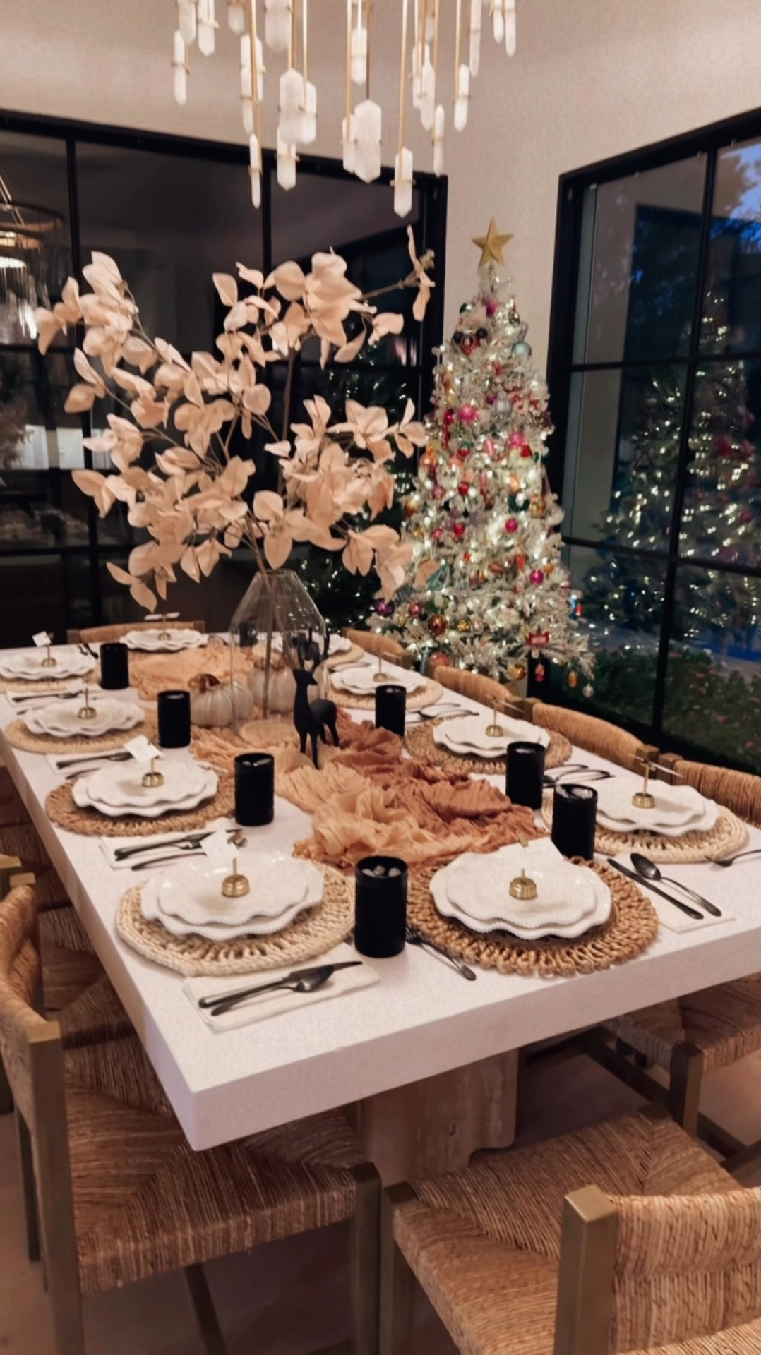Tablescape for a thanksgiving Friendsgiving! 

#LTKHome #LTKHoliday #LTKCyberWeek