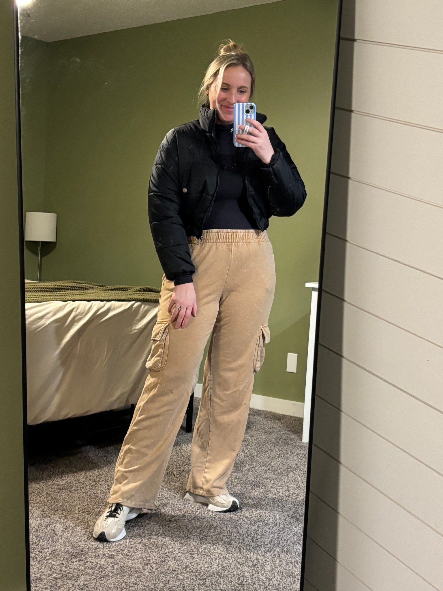 Cold winter walking outfit, puffer cropped jacket, tall sweat pants, cold gear, 

#LTKFindsUnder100 #LTKActive #LTKfitnessgoals