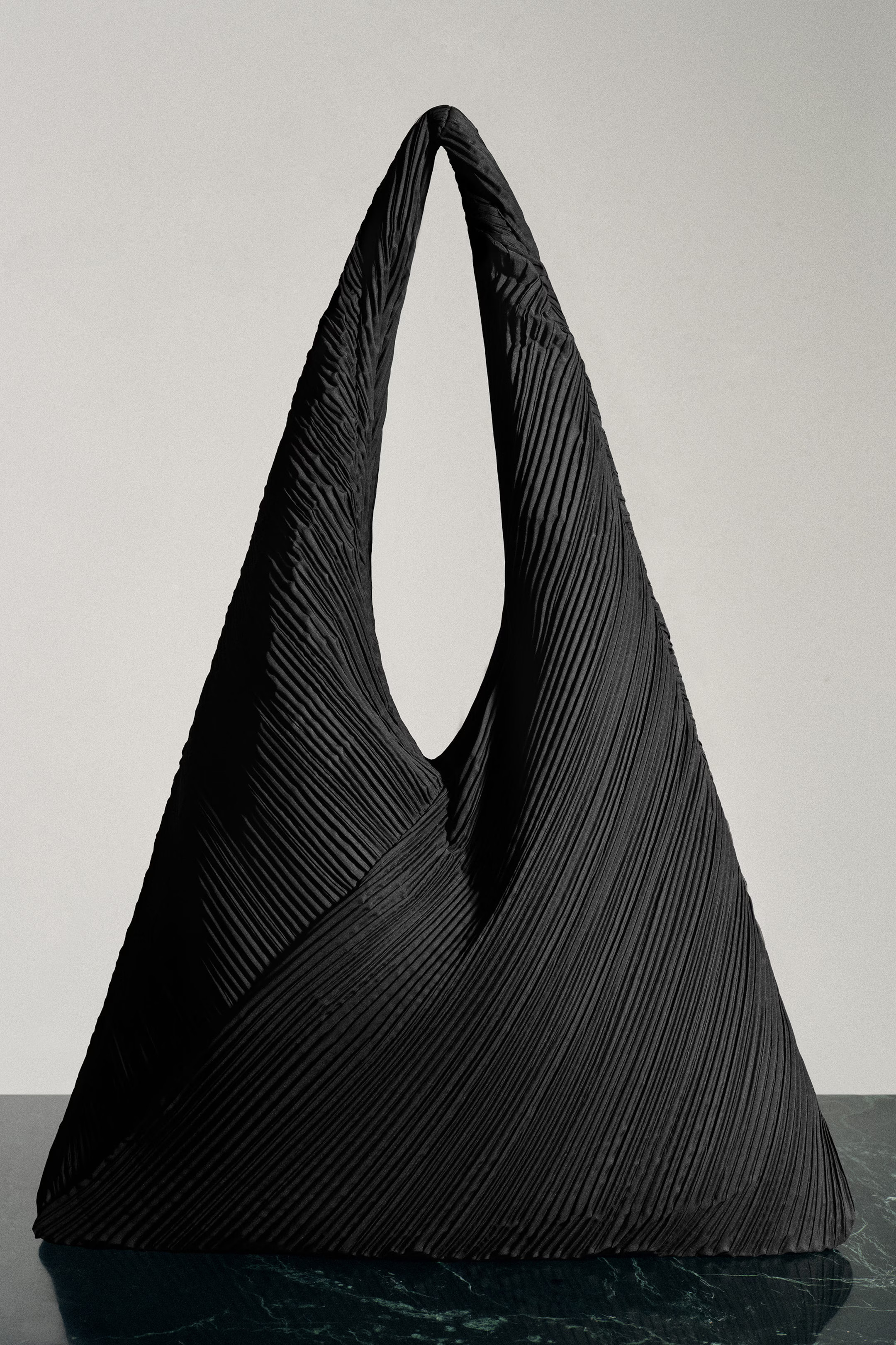 SCULPTURAL SHOULDER BAG – PLISSÉ - BLACK | COS | COS UK