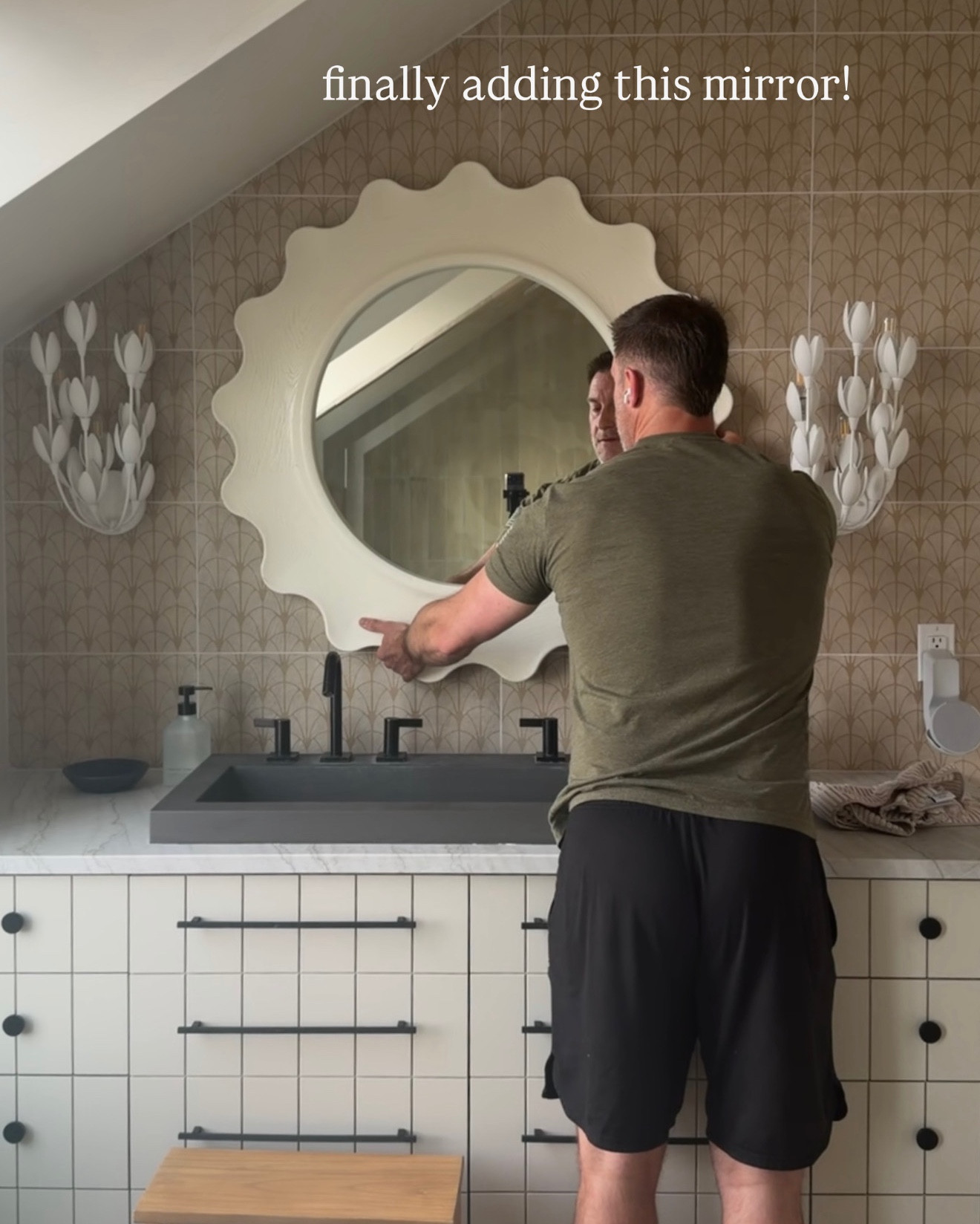 Almost done with this bathroom! Mirror is from my line VineyardHomeCollection.com (use code NEW10 for discount!). Also sooo obsessed with the floral sconces! Linked them for you here 

#LTKSaleAlert #LTKHome #LTKdayinmylife