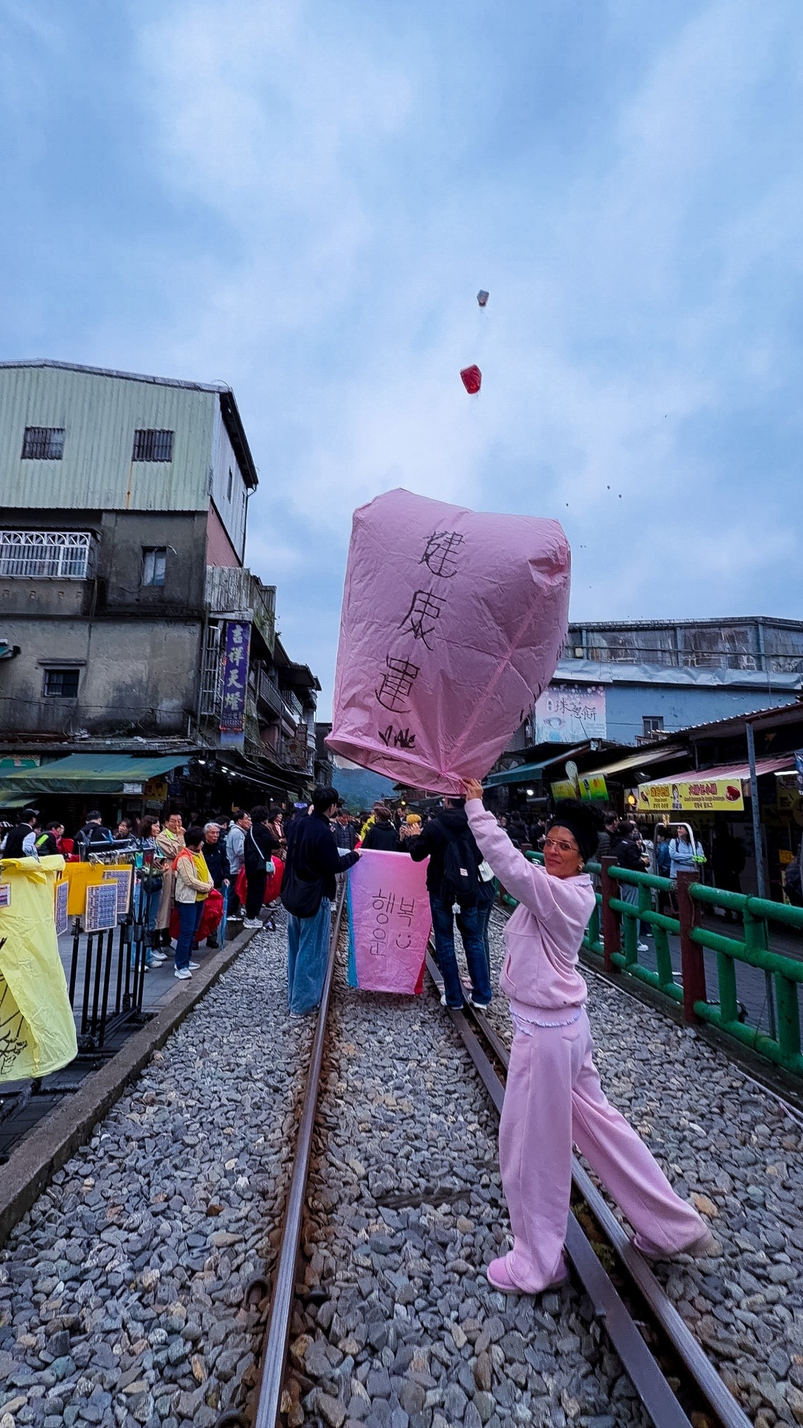 Soft set + main character moment 💗

#vacay #pink #set

#LTKootd #LTKstorytime #LTKdayinmylife