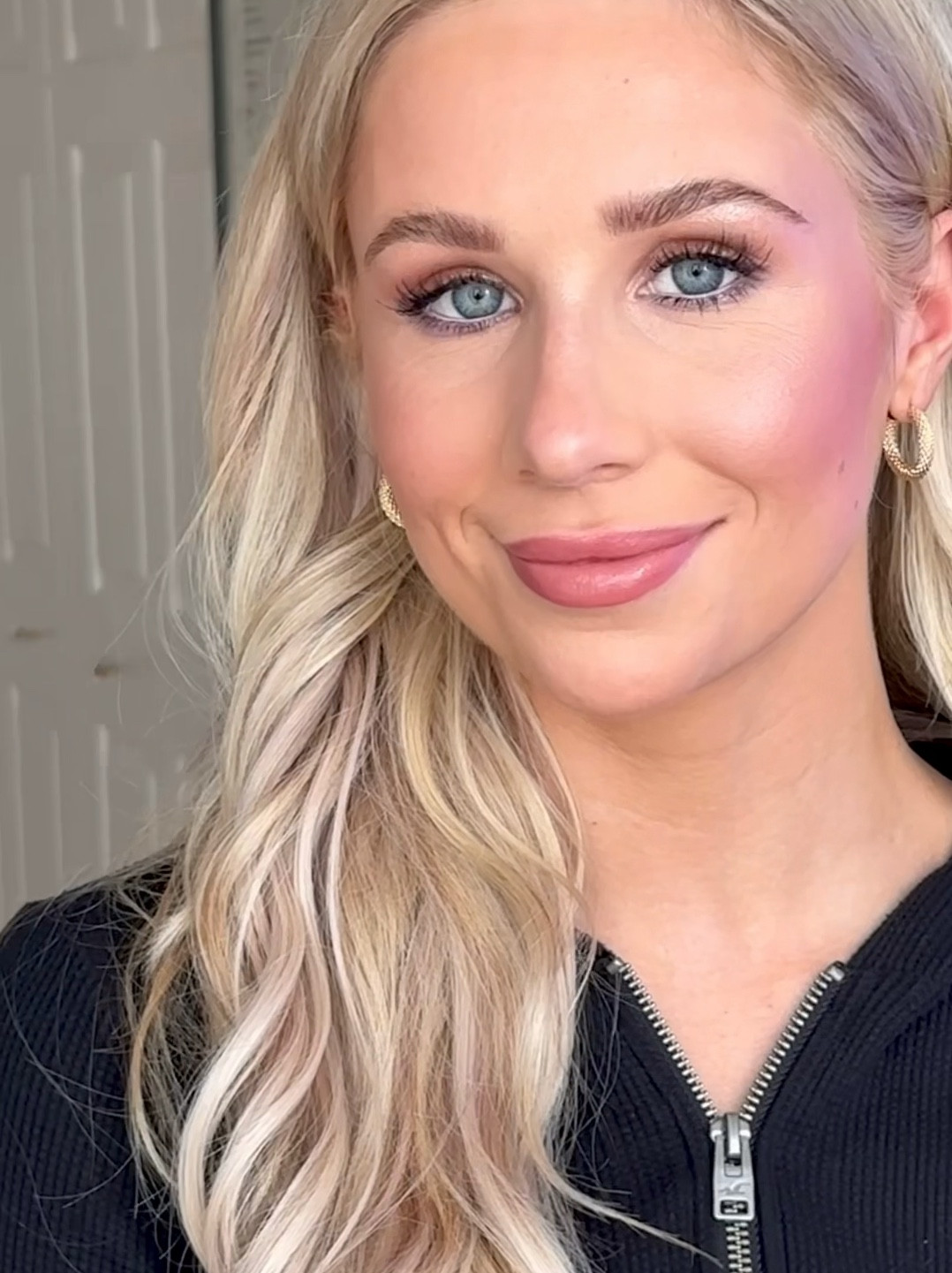 Super fresh look that ✨gleams✨ with my favorite products from Charlotte Tilbury & Urbsn Decay.  Colors listed below:

URBAN DECAY MOONDUST Glitter shadows 🤍 Space Cowboy - lid 💜 Glitter Rock - lower lid under eye

CHARLOTTE TILBURY 
Highlight - Spotlight
Contour - light to medium
Blush - Pinkgasm 

LIP PENCIL- Muted Pink
Gloss - Rosy Pink

#LTKxSephora #LTKbeauty #LTKsalealert