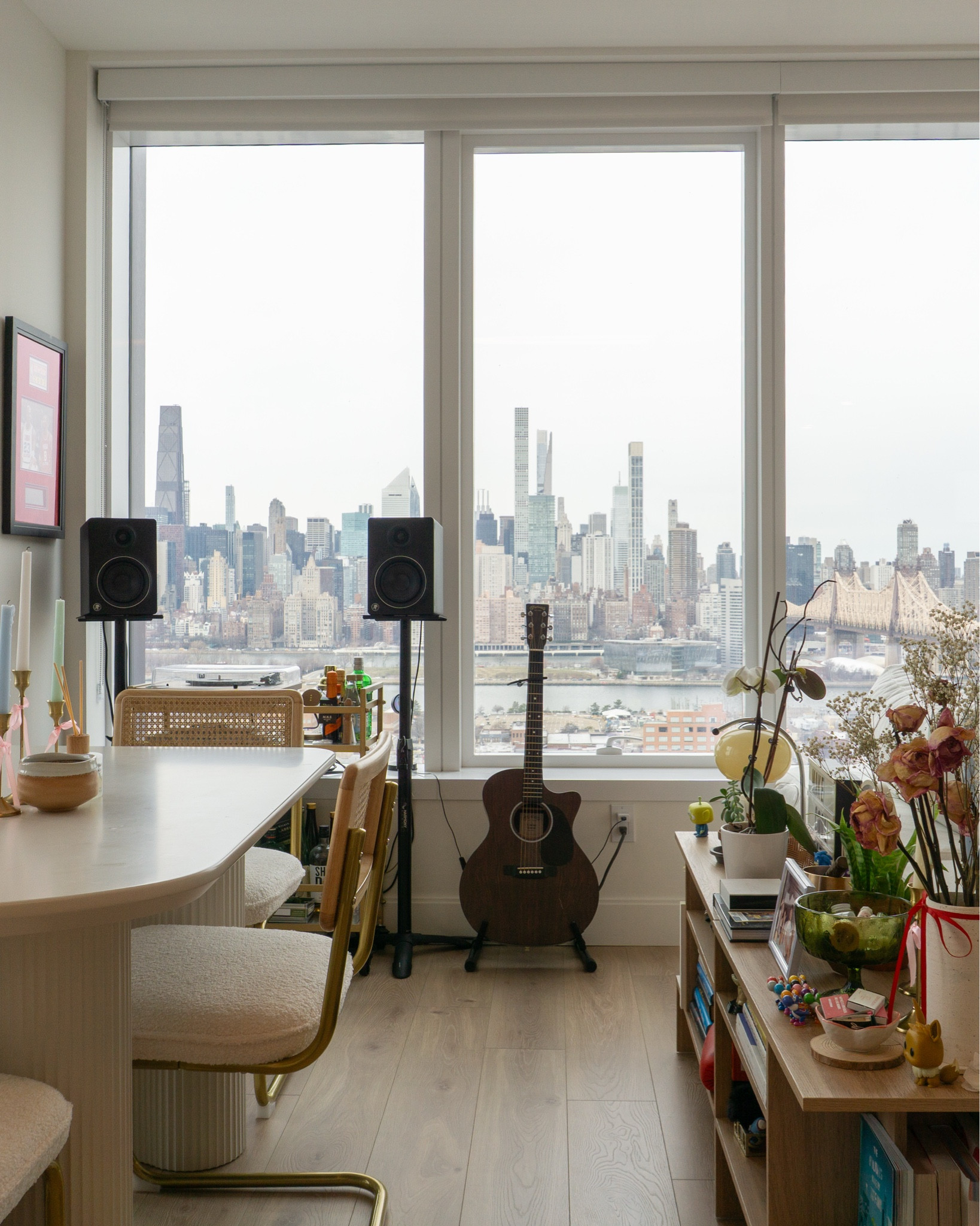 my living room 🤍

#LTKHome #LTKmorningroutine #LTKdayinmylife