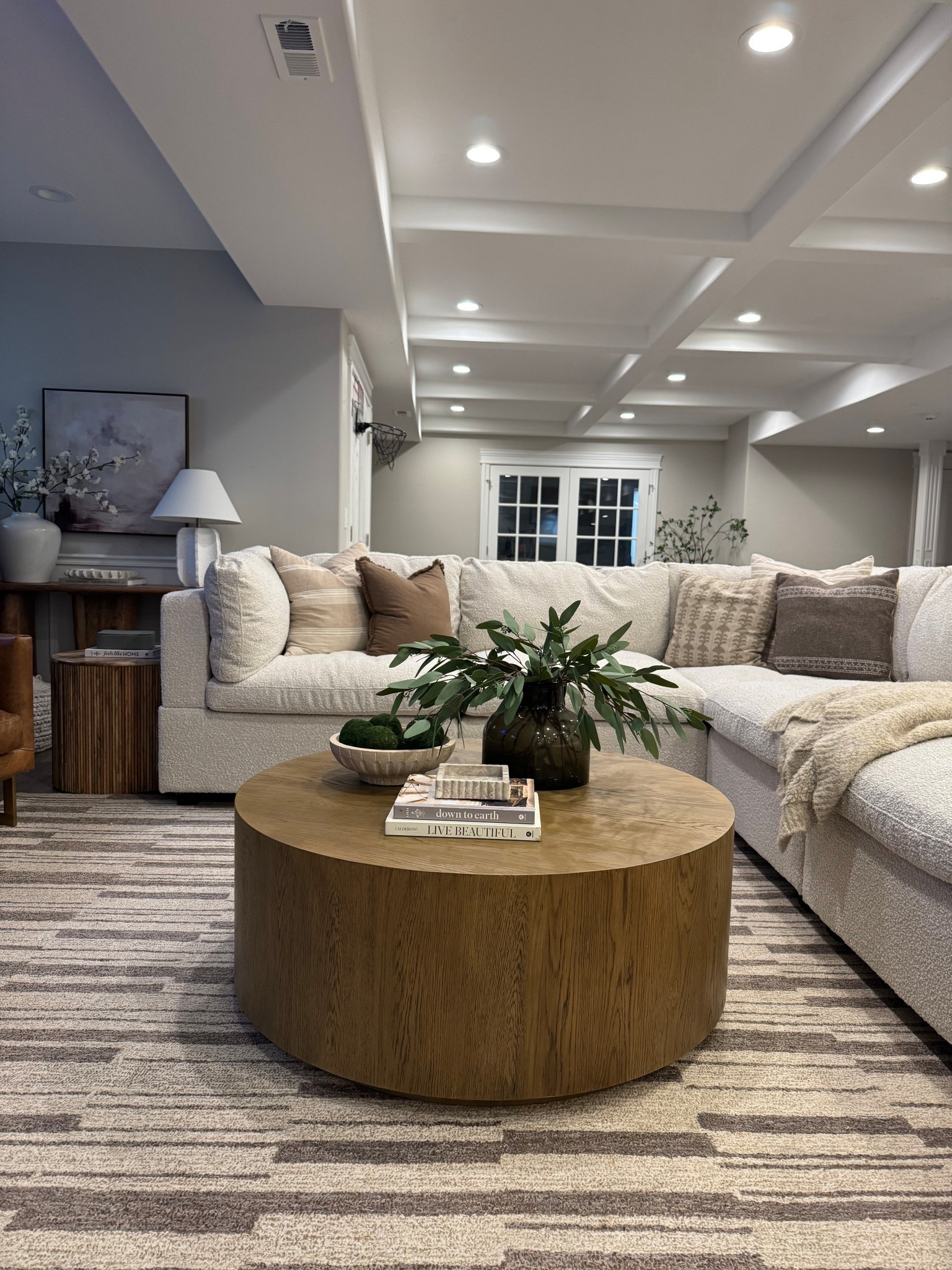 Coffee table styling inspo!

Coffee table, spring home, vase, sectional sofa, rug, Wayfair, Walmart, Amazon, Joss & Main, throw pillow, lamp, console table, 

#LTKHome #LTKStyleTip #LTKSaleAlert