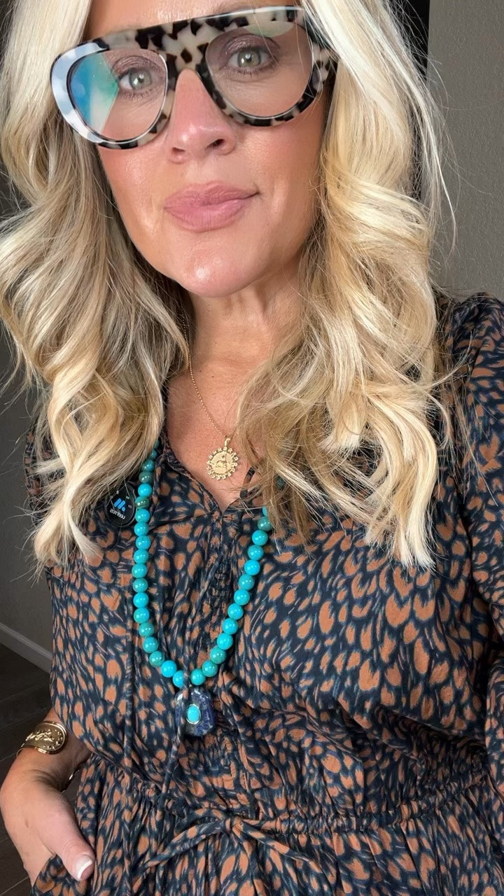 ✨Tap the bell, save and ❤️ start here over 40 fashion, midlife style, midsize fashion and luxury looks for less.  

⬇️Sizing information:
Dress large (size down if in between sizes.)

Nothing fits right anymore… and I think a lot of us have been there.

Our bodies changed, our clothes started fitting differently, and somewhere along the way we started reaching for the same few “safe” outfits.

And little by little, we stopped feeling like ourselves.

So maybe the answer isn’t changing our bodies.

Maybe it’s changing the way we dress them.

Outfit Physics™: better structure, better drape, less cling, clothes that work with us instead of against us.

We’re not trying to dress the bodies we used to have.

We’re learning how to dress the women we are now. 💗

👑 Helping you look good, feel good.-Lindsey Denver   Check back daily for belly-friendly style, confidence, and Outfit Physics™.

#LTKOver40 #LTKMidsize #LTKPlusSize

Comment SHOP below to receive a DM with the link to this post on my LTK ⬇ https://liketk.it/6nmxM

Comment SHOP below to receive a DM with the link to this post on my LTK ⬇ https://liketk.it/6nmzm