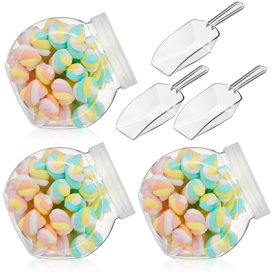 Umigy Plastic Candy Jar with Lid for Candy Buffet with Mini Acrylic Plastic Kitchen Scoop 42 oz C... | Amazon (US)