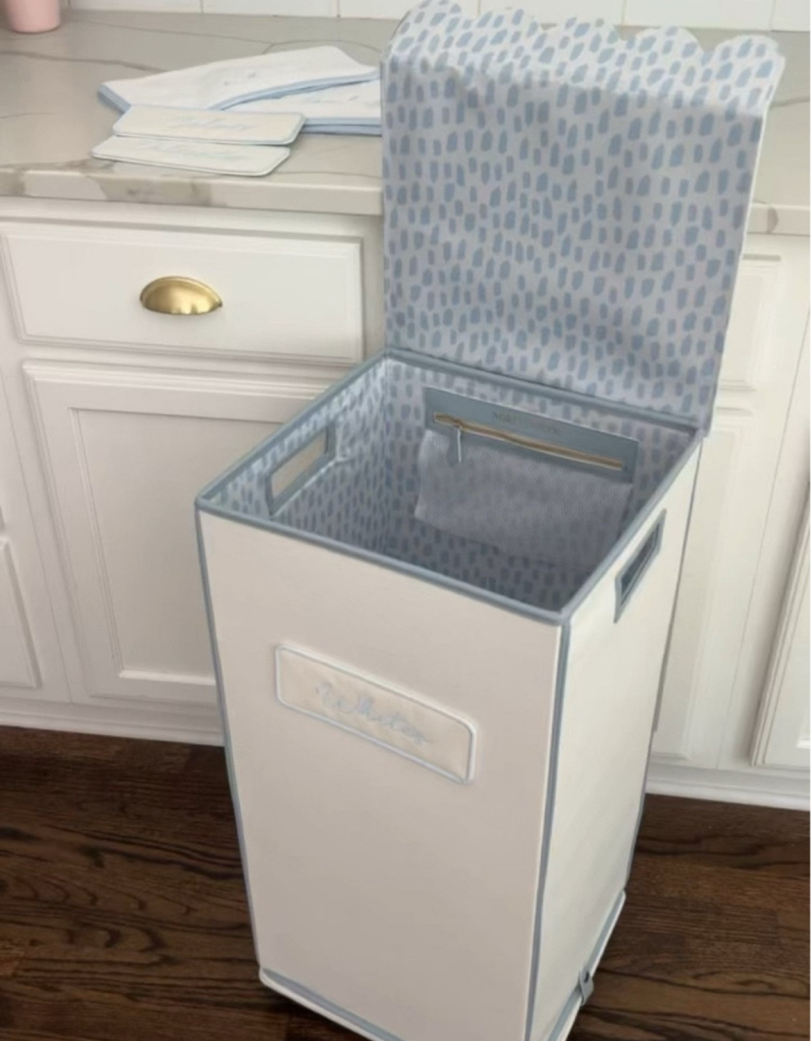 One of my favorite home items I have! This hamper makes organizing laundry so easy and the hamper looks so pretty! 


Home organization 
Laundry organization 
Nori 

#LTKStyleTip #LTKHome #LTKGiftGuide