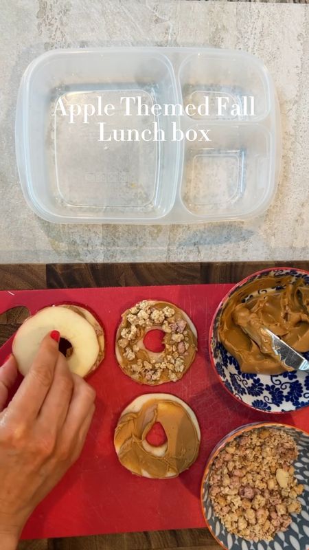 APPLE THEMED FALL LUNCH BOX

This fun lunch box idea combines an apple theme with other elements of Fall like Fall leaves.

“Apple sandwiches” are made by coring an apple and slicing it into rings. Spread peanut butter on each half and sprinkle with granola. 

Create “Green apple” pepper bites by cutting a green bell pepper into large chunks and using an apple shaped fruit and veggie cutter to punch out green apple shapes.

Add some snacks like cheese slices and pretzels and then finish off the lunch with an apple themed lunchbox note. 

Various shaped silicone baking cups keep the food items separate and the 3-compartment bento lunch boxes make packing easy.



Lunchbox 
Bento box 
Lunch box ideas 
Lunch box notes
Lunchbox accessories 
#ltkvideo

#LTKfindsunder50 #LTKSeasonal #LTKkids