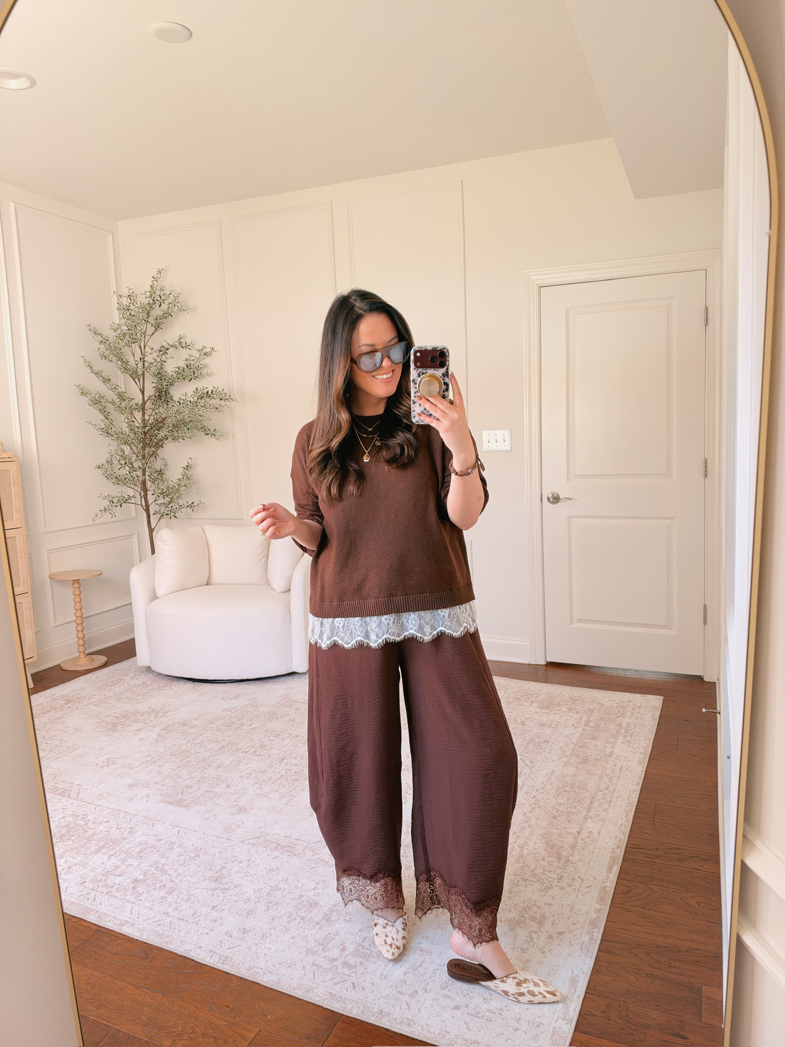Wearing an XL in the pants and sweater 

 #LTKSeasonal #LTKMidsize