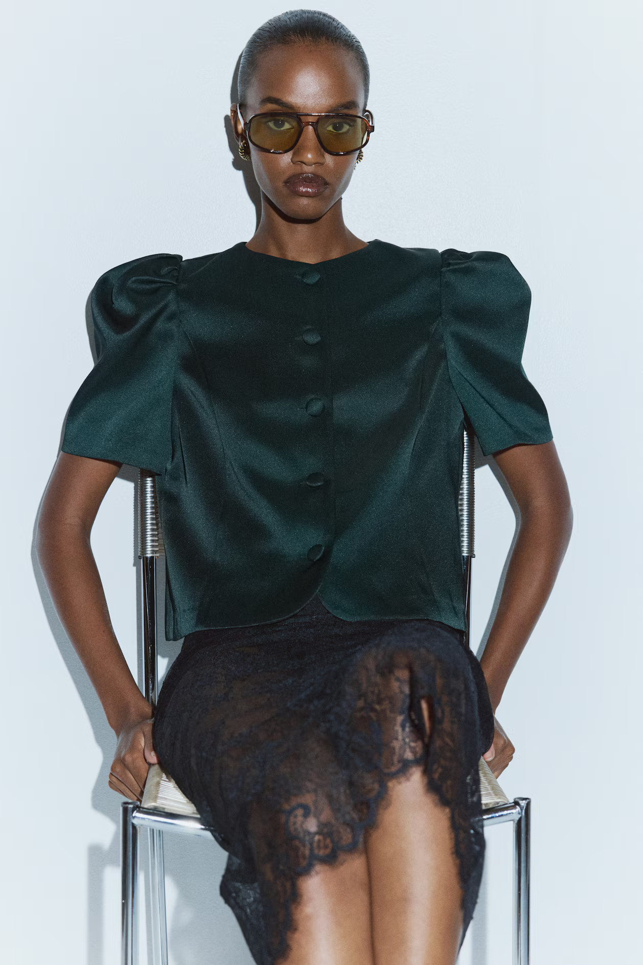 Puff-sleeved blouse | H&M (UK, MY, IN, SG, PH, TW, HK)