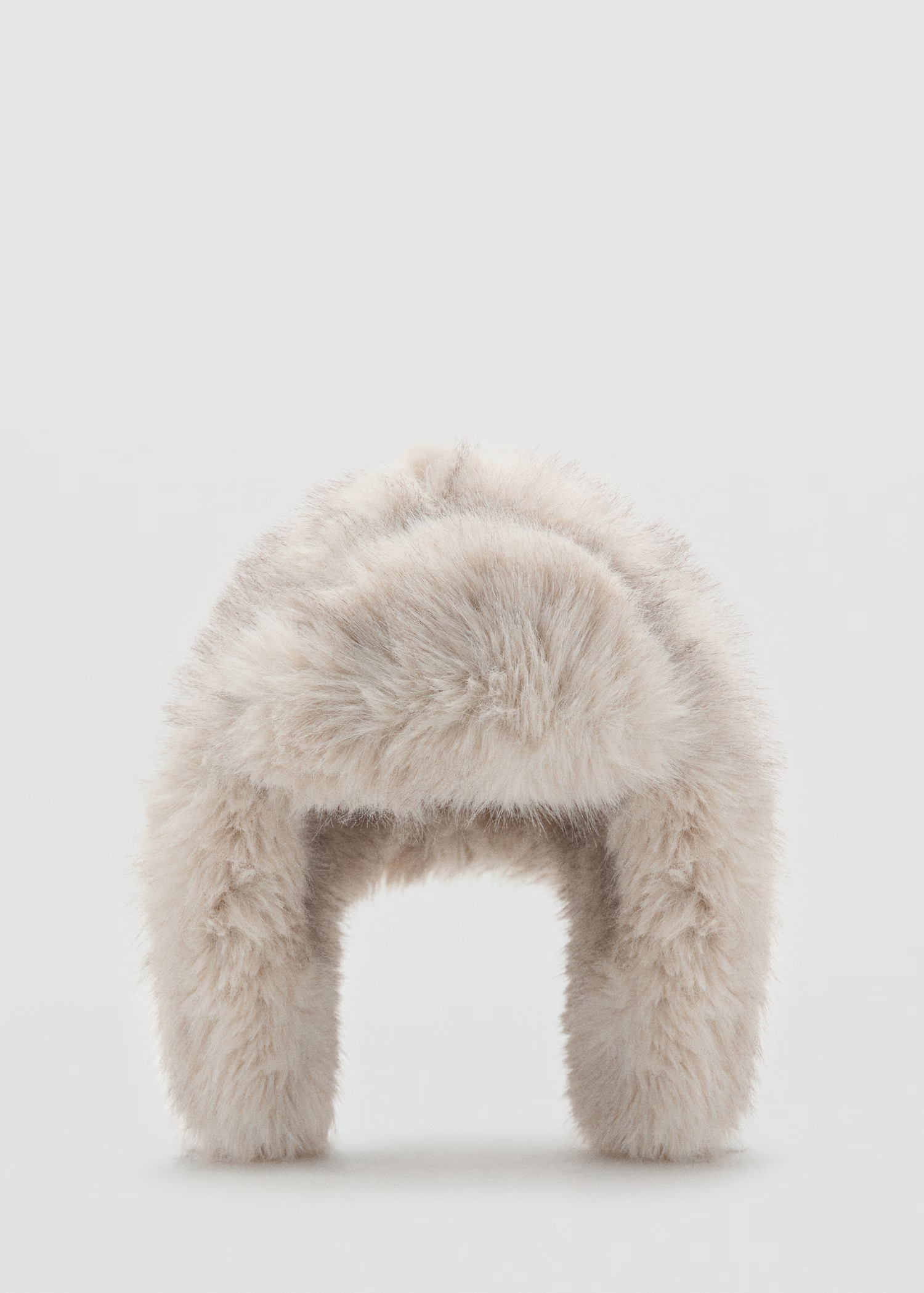 Faux-fur beanie - Women | MANGO USA | Mango (US/MX/AU)