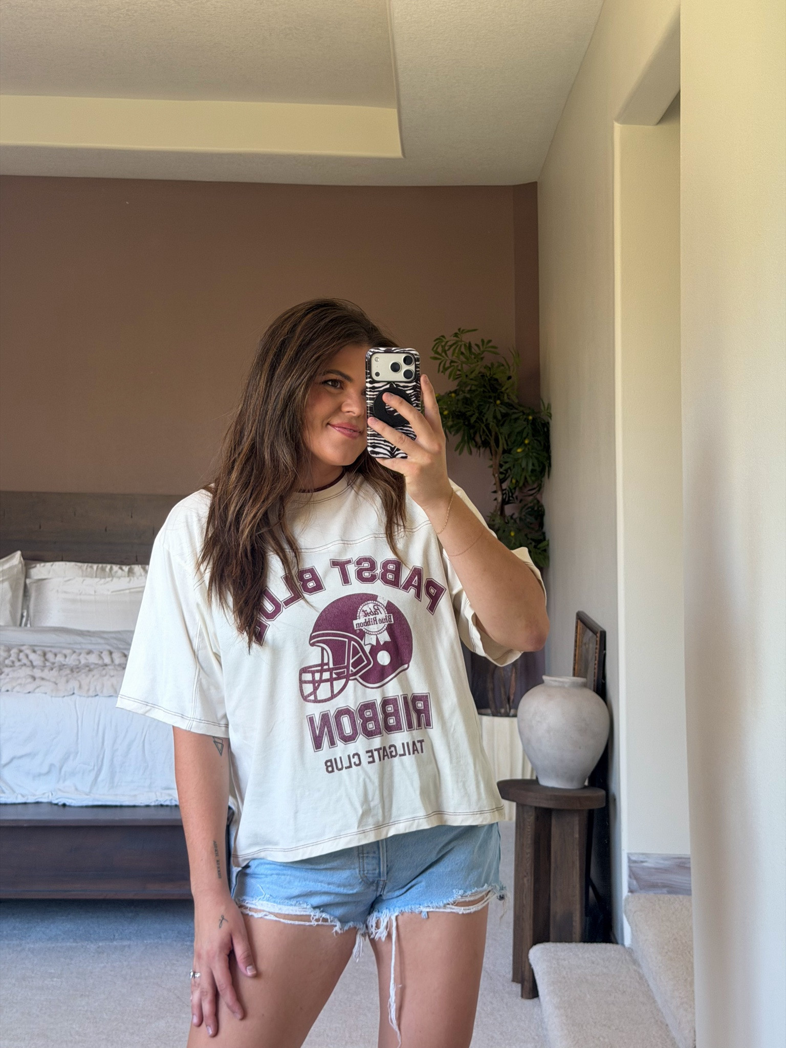 In our house we call these shirts our Saturday shirts - perfectly lived in and so comfortable! Good for tailgating. Wearing size large @American Eagle Outfitters @Aerie