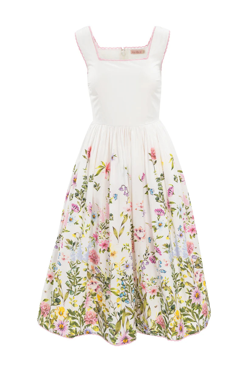 Aspyn Dress in Pastel Floral | Ivy City Co