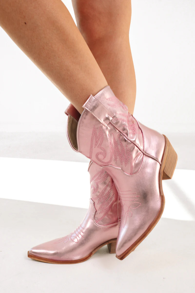Zahara Boots - Pink | The Impeccable Pig