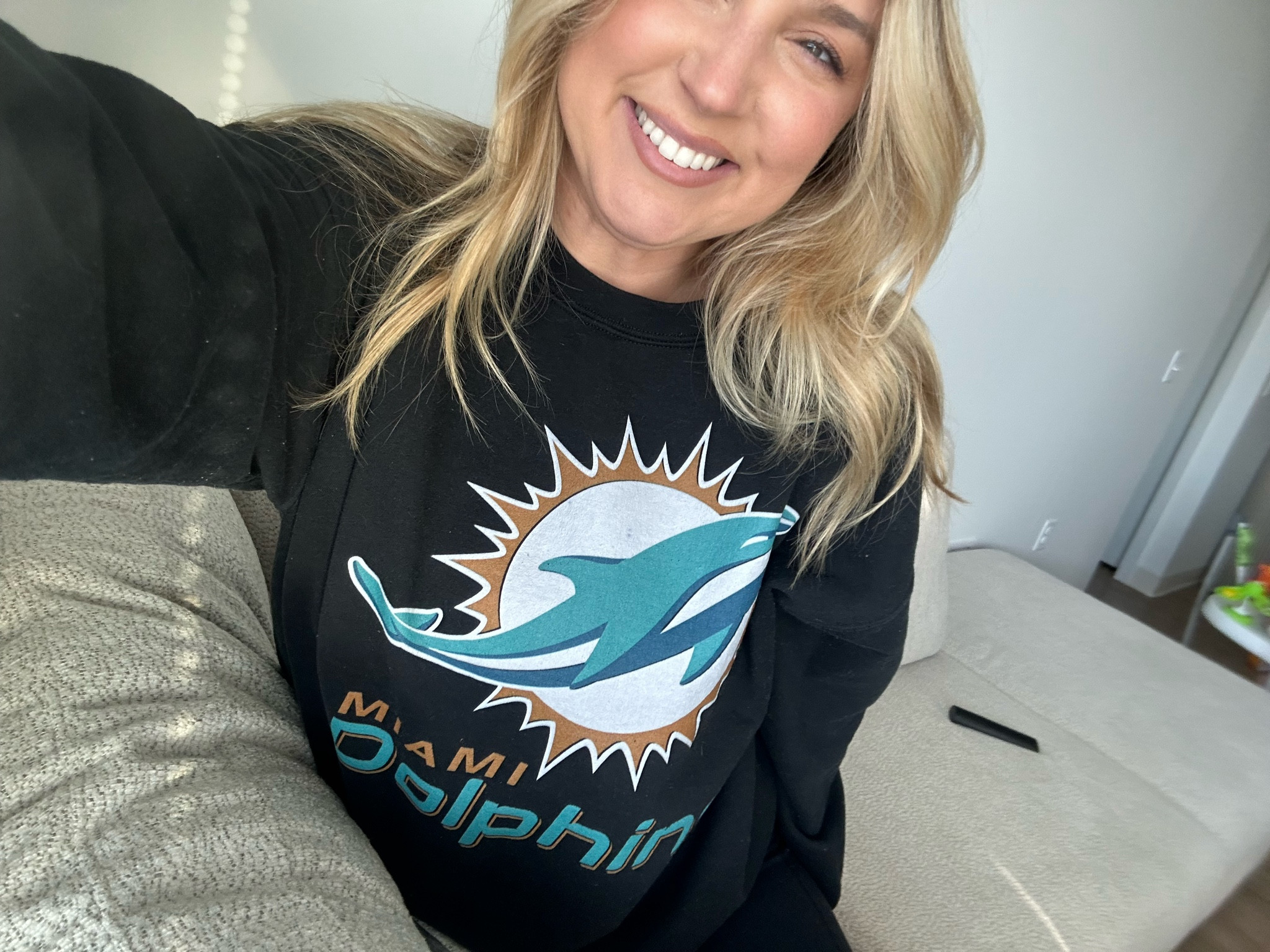 Miami Dolphins Fans 🐬 
NFL Game Day Outfit 
Football outfit Miami dolphins crew neck 
Football game day outfit inspo