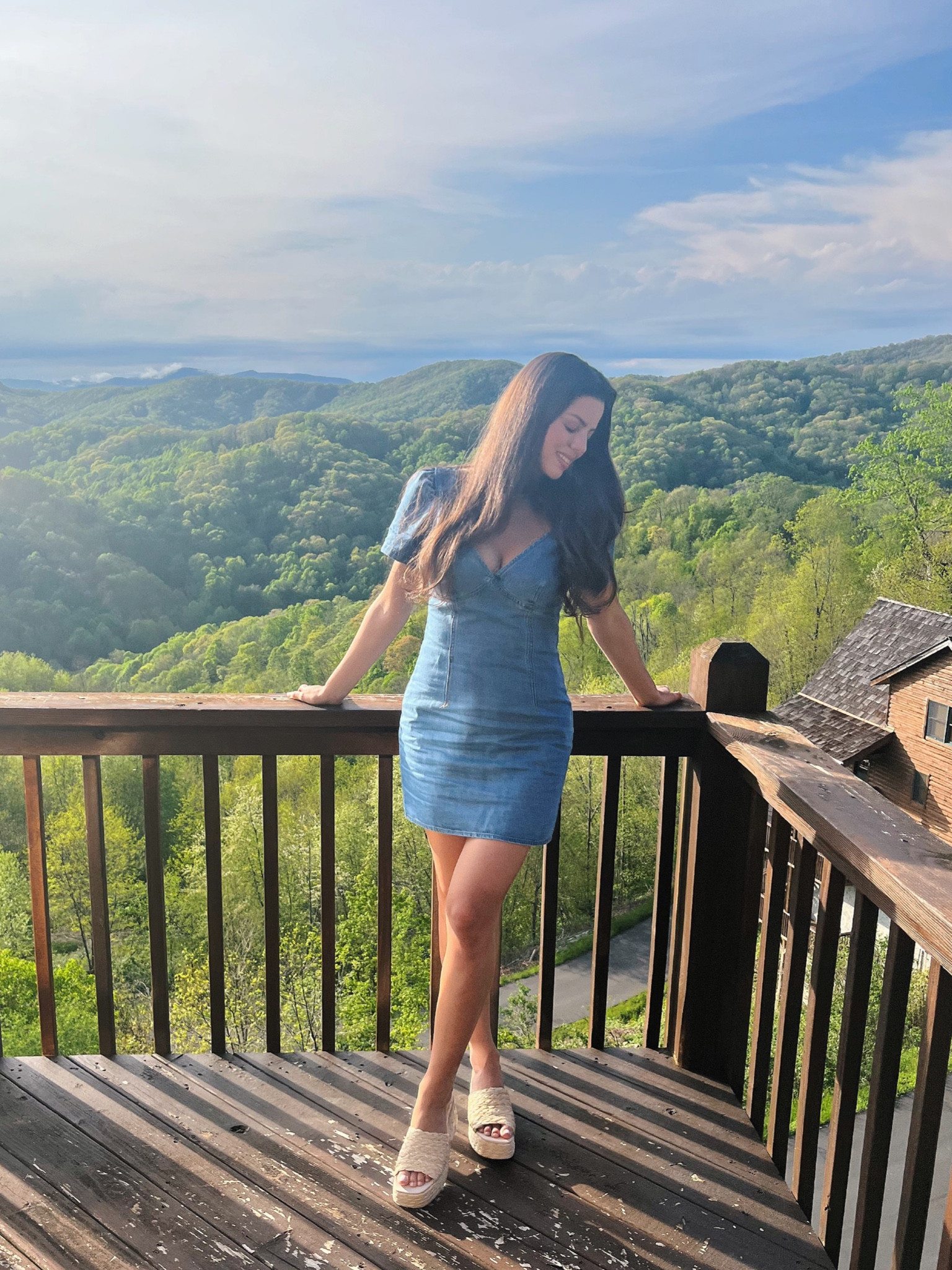 Summer style💙 loving this denim dress

#LTKstyletip #LTKfindsunder100 #LTKSeasonal