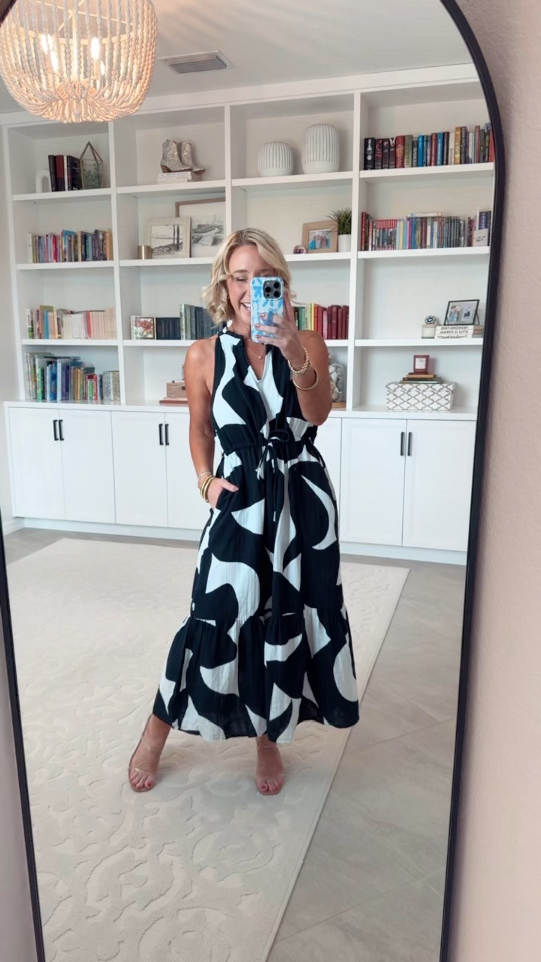 These new Walmart finds are so good! 
• Sleeveless double cloth midi dress - size XS. $18.98. 5 colors. 

#LTKFindsUnder50 #LTKOver40 #LTKSeasonal