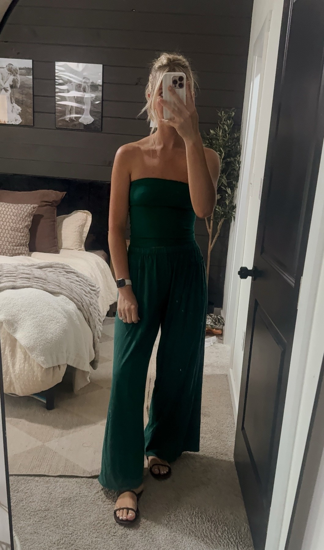 5’8
145 lbs
Top: small
Bottoms: small

#LTKootd #LTKmomlife #LTKTall