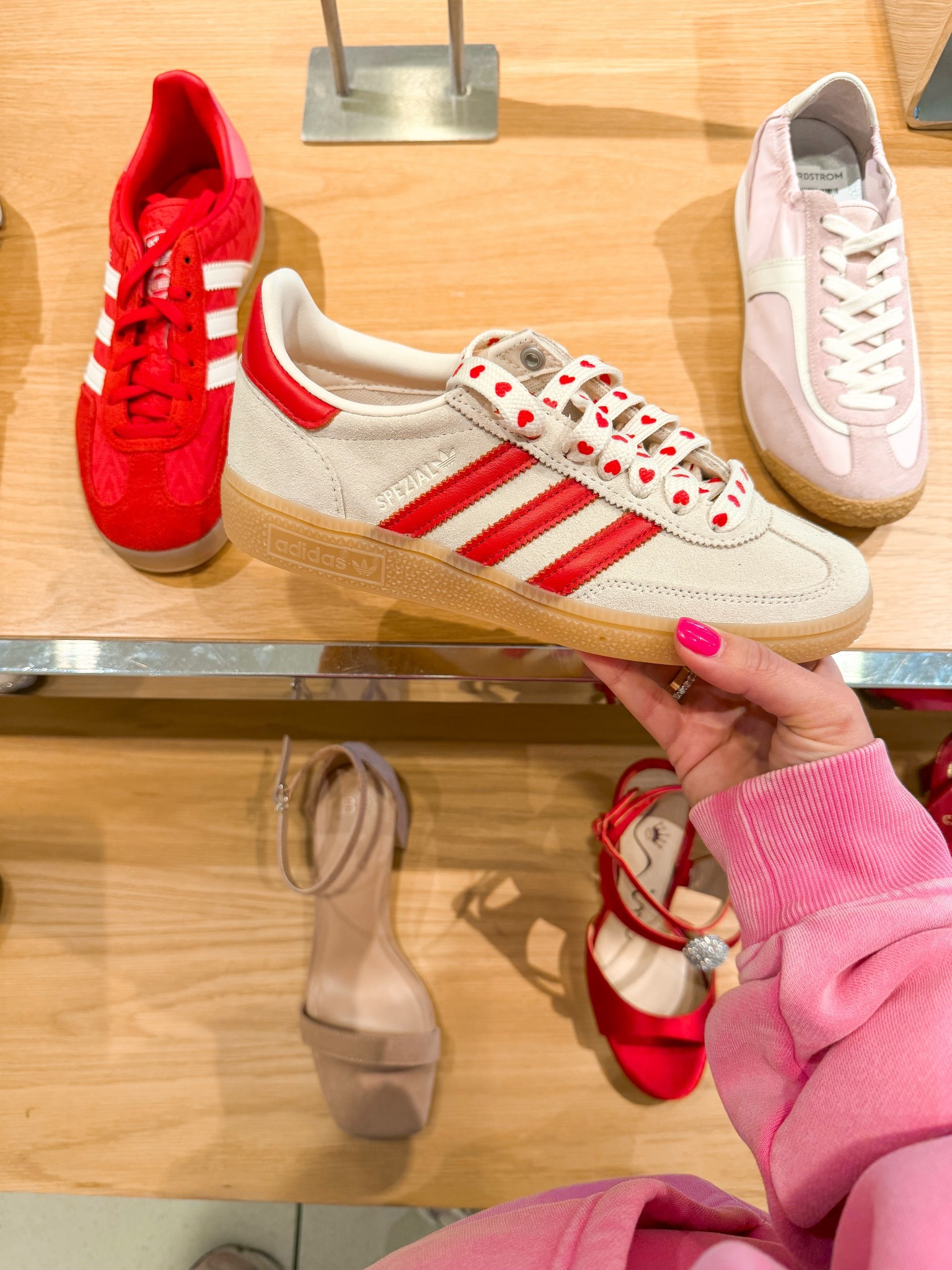New Valentine’s Day adidas!

#LTKFindsUnder100 #LTKFindsUnder50