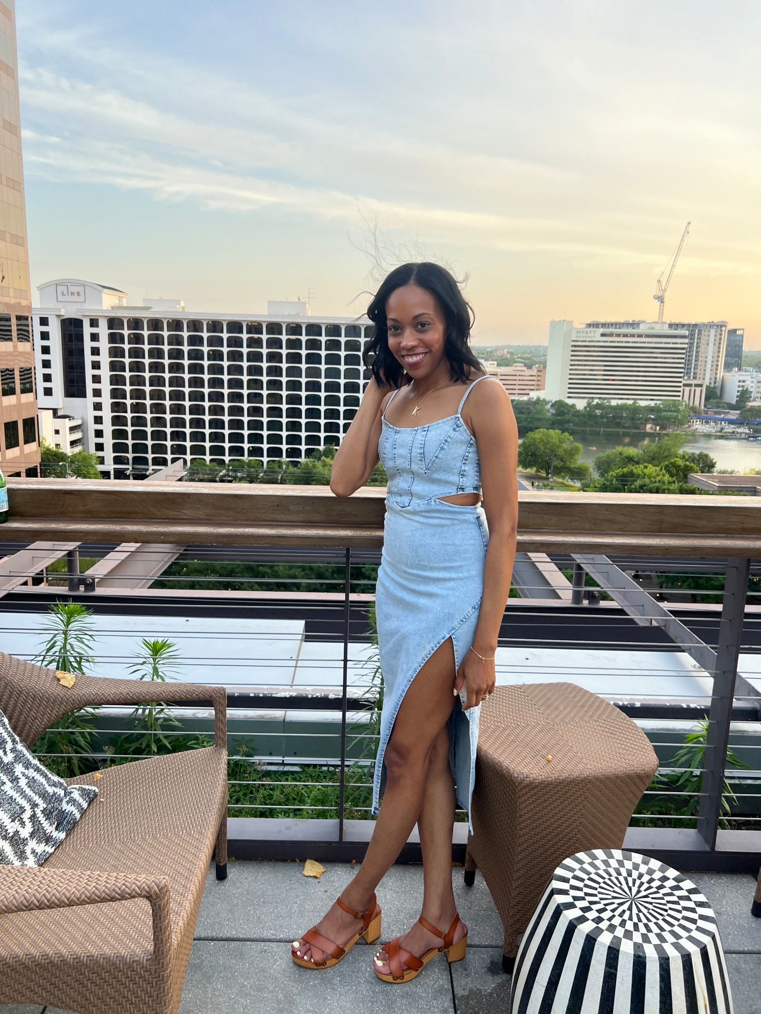 Cutest denim dress 😍

#LTKmomlife #LTKMothersDay #LTKPetite