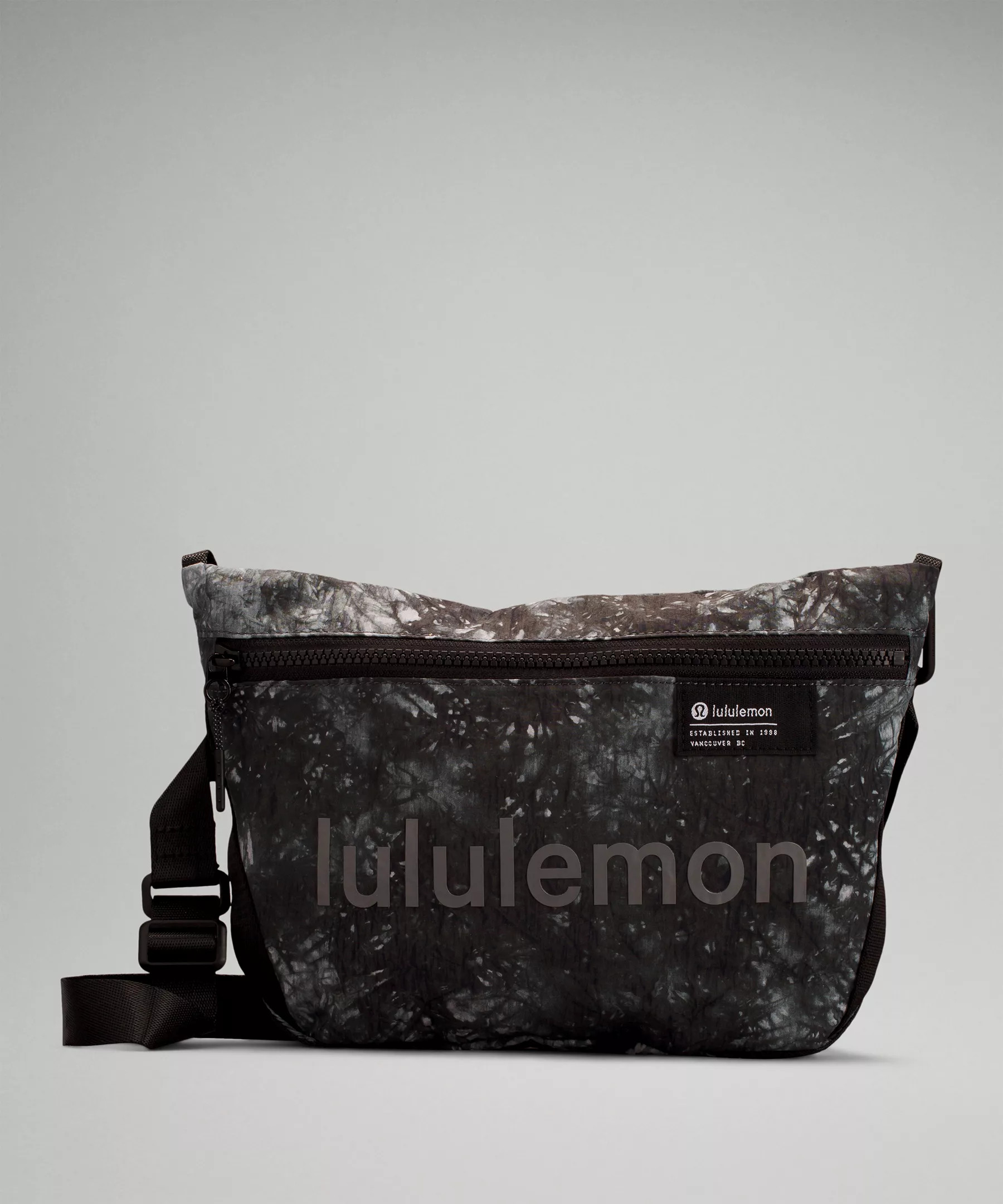 Clean Lines Crossbody Bag | Lululemon (US)