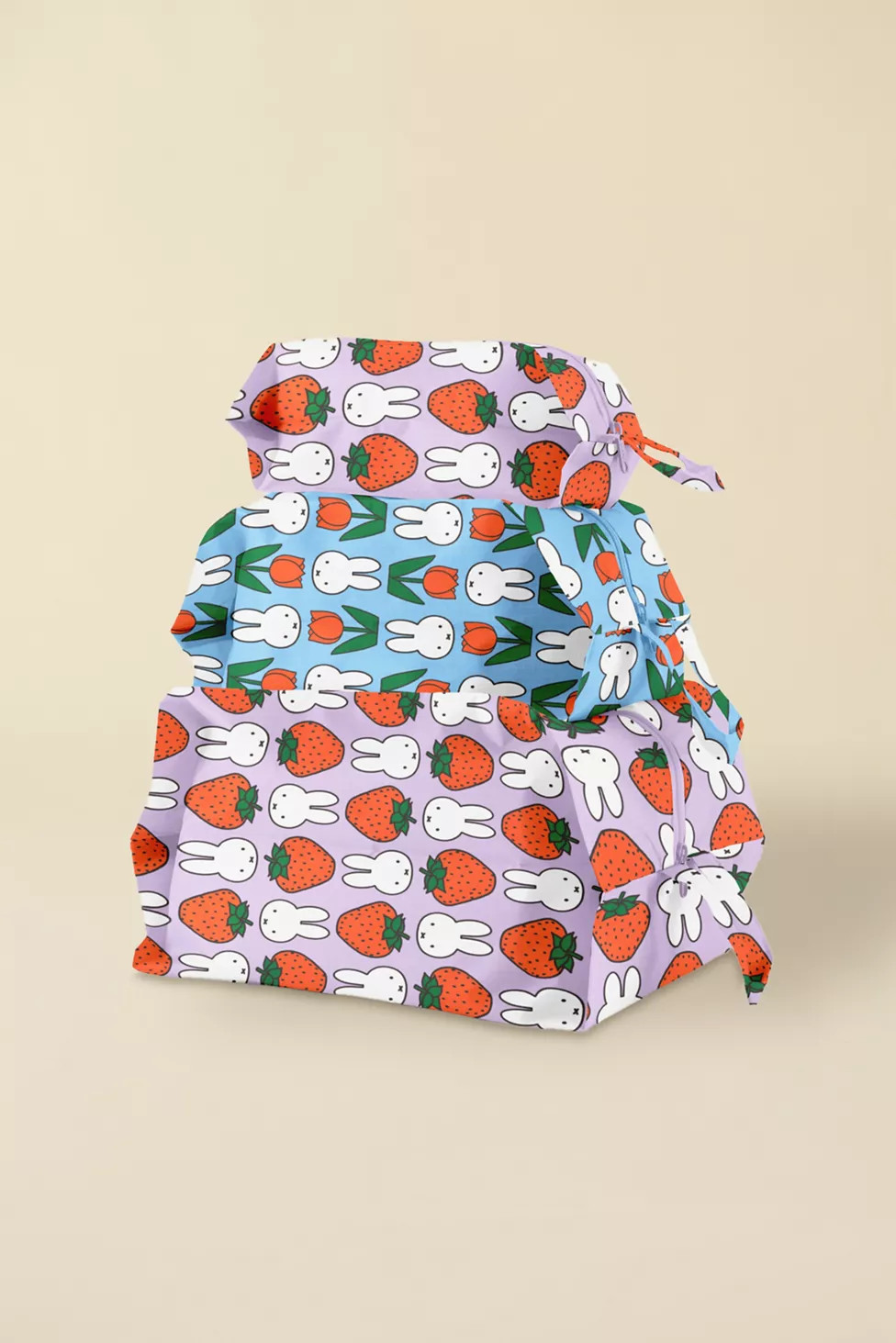 BAGGU & Miffy 3D Travel Zip Pouch Set | Urban Outfitters (US and RoW)
