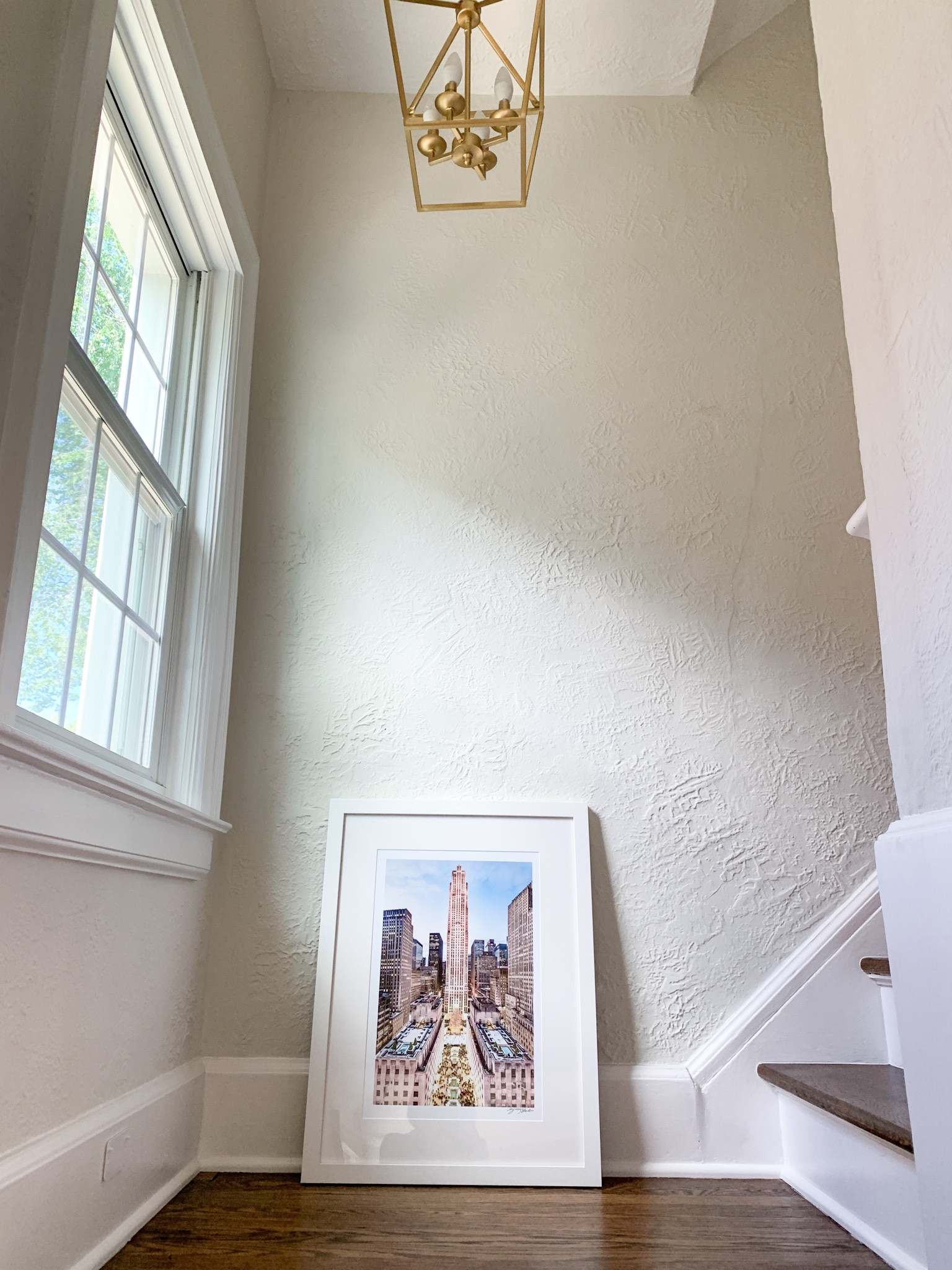 Artwork, chandelier, artwork by Gray Malin 

#LTKhome