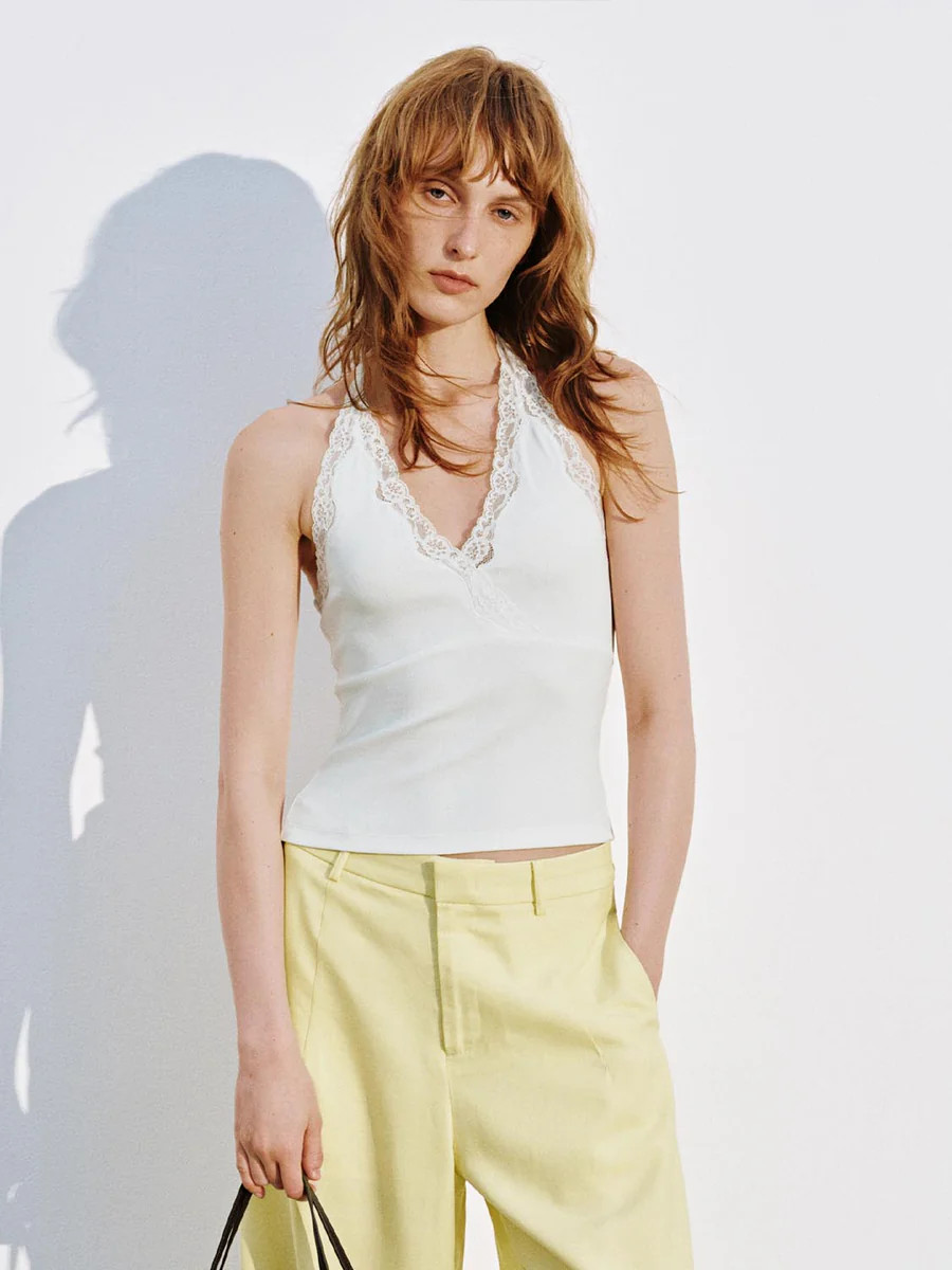 Lace Trim Halter Skinny-Fit Tank Tops | Urban Revivo