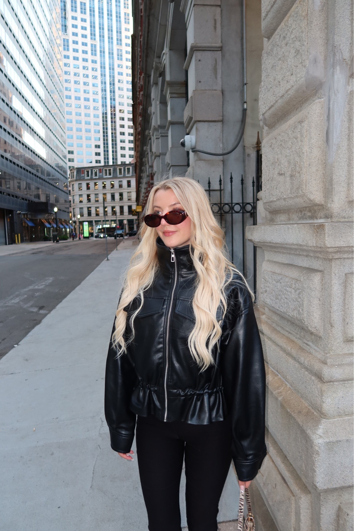 My FAVORITE fall leather jacket

#LTKootd