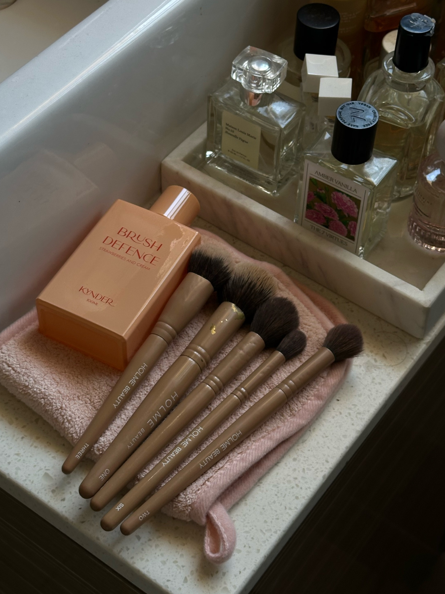 Makeup brushes cleaned for 2025 👌🏼 and they smell like strawberries and cream 

#LTKbeauty