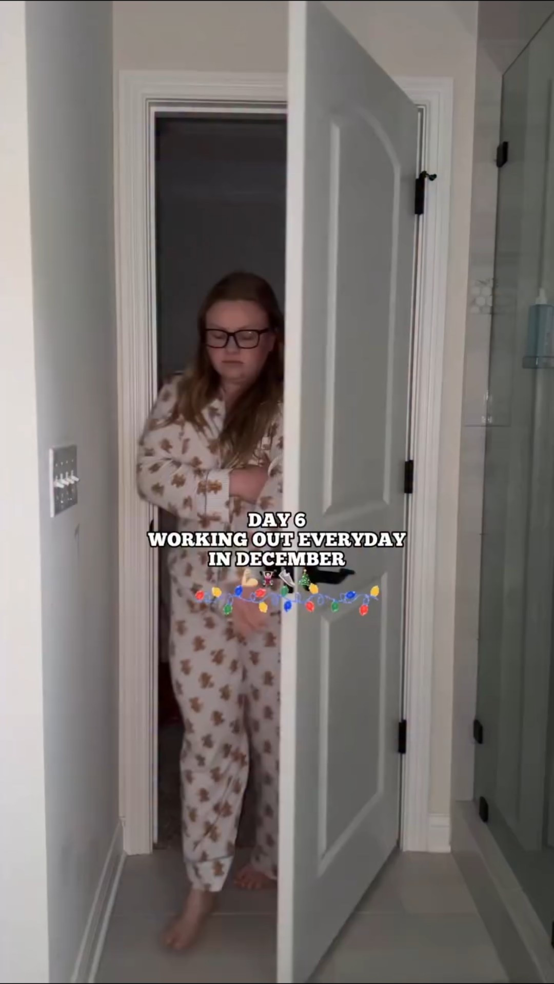 After that workout my body is feeling it! Sadly we have no burn tommorw so I need to find a fun workout, maybe I’ll do grow with Jo after church! Thank you all so much for being here and cheering me on everyday! It means so much! #realistic #workout #mom #gym #december #type1diabetic #leximaedennis #boymom #