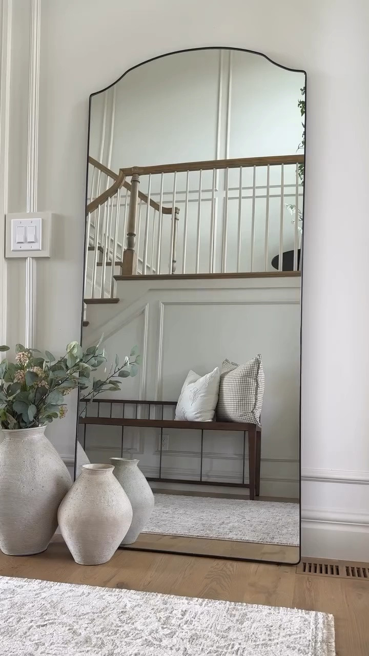 I’m OBSESSED!!

That cut out arch detail and the chic thin edging looks like it belongs at Crate & Barrel!

#LTKHome #LTKSeasonal