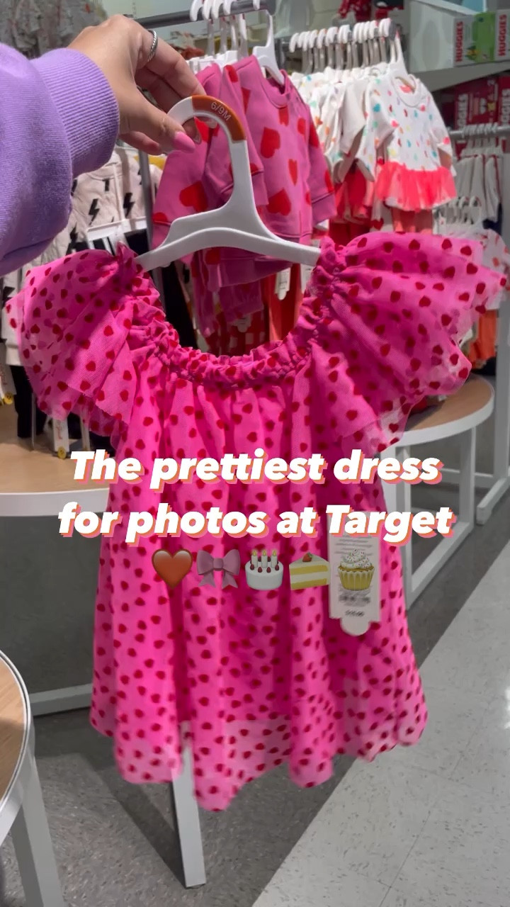 The prettiest tulle dress for photos!!! ❤️📸💗🧁